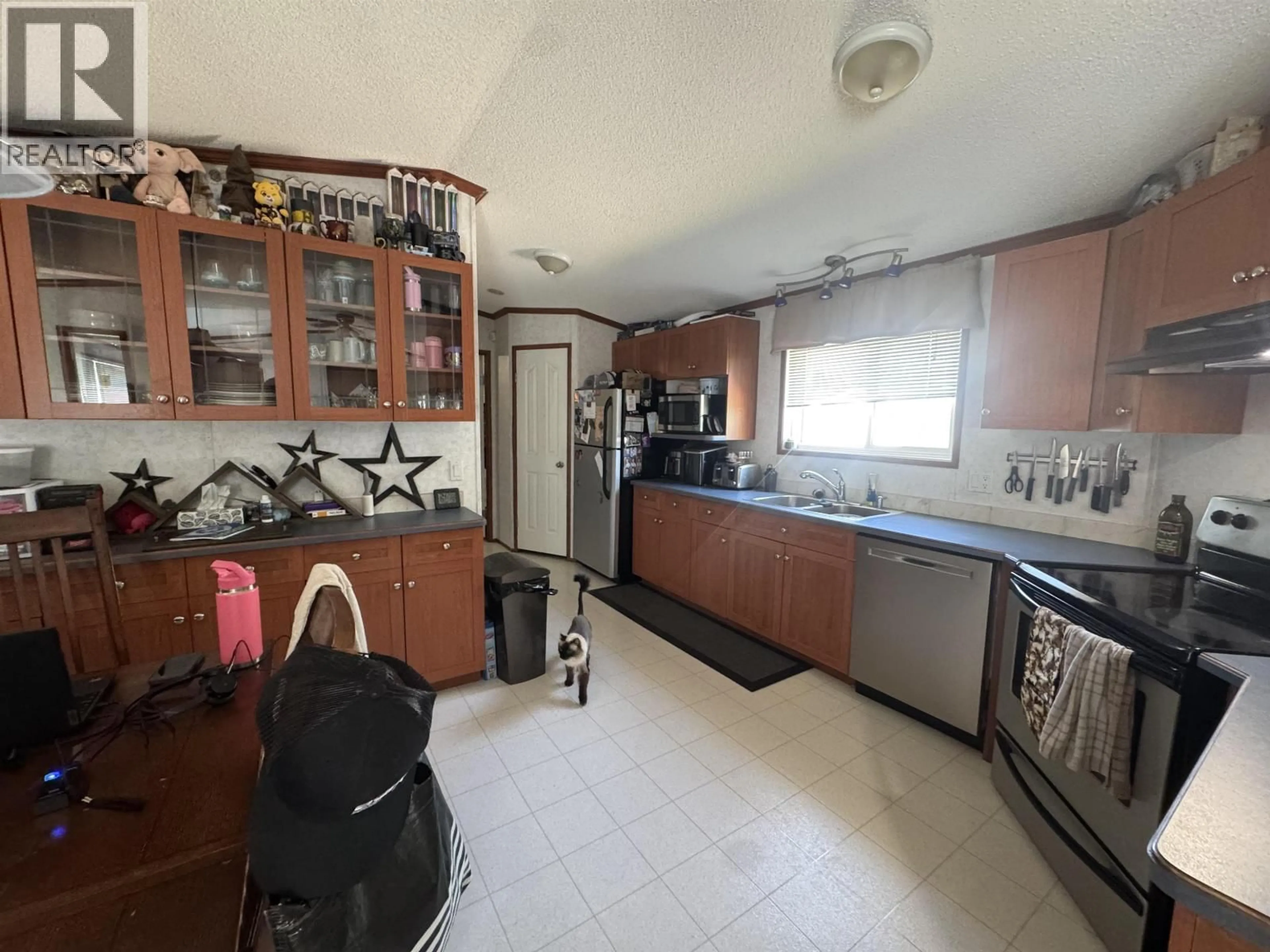 Unknown for 10402 98 STREET, Taylor British Columbia V0C2K0