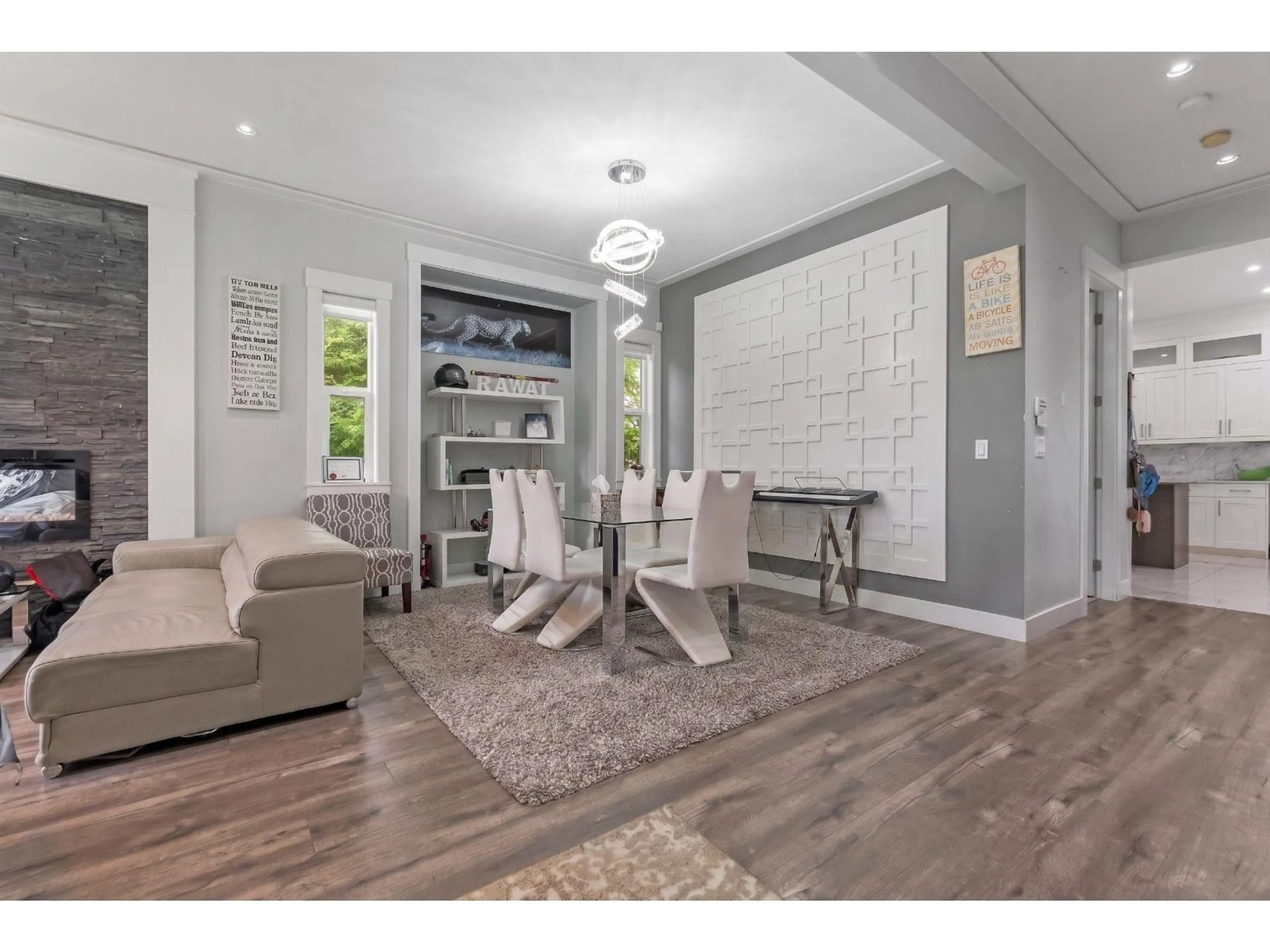 Unknown for 14017 110 AVENUE, Surrey British Columbia V3R1Z3