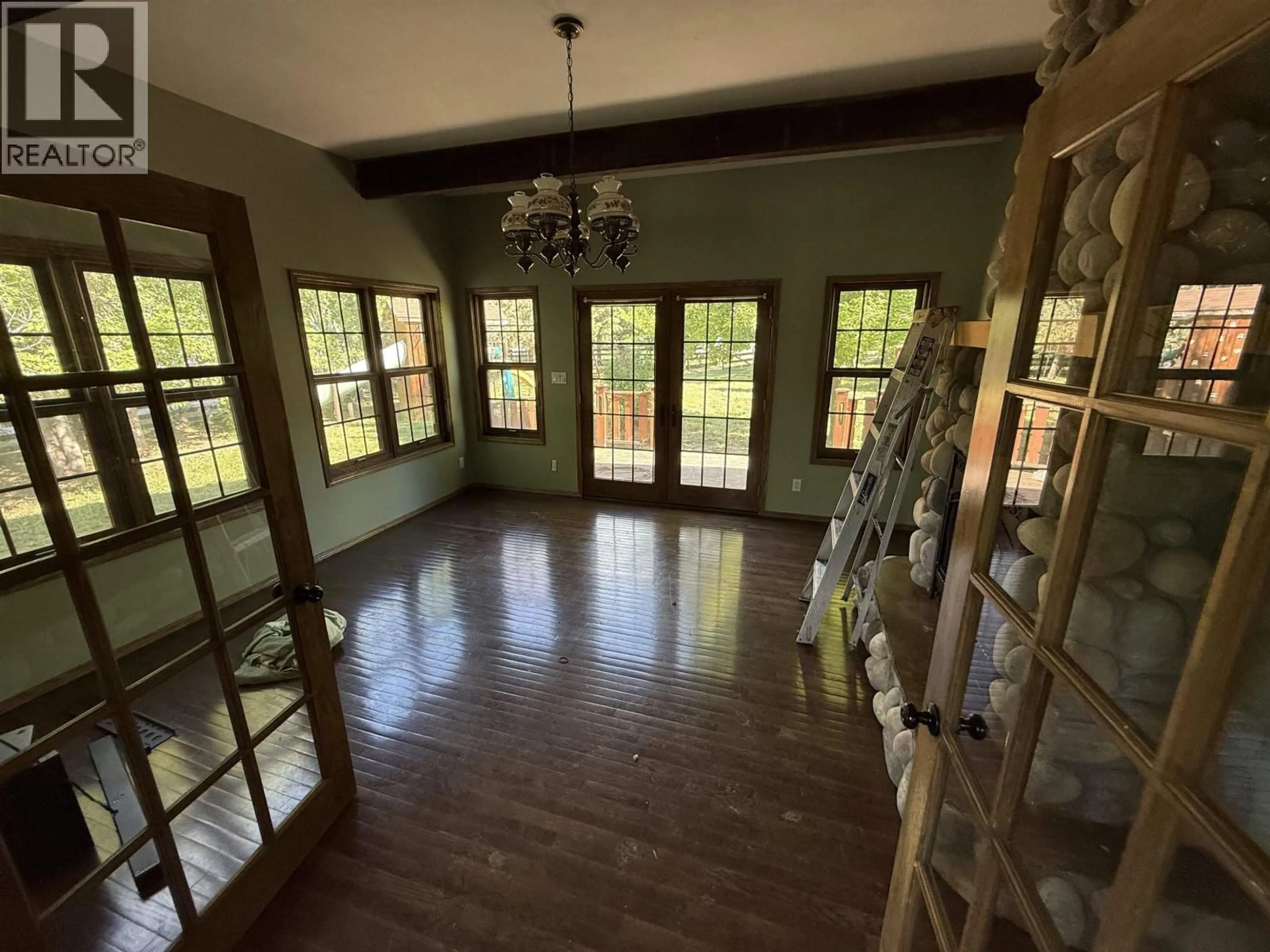 Indoor foyer for 6702 OLD FORT ROAD, Fort St. John British Columbia V1J8A1