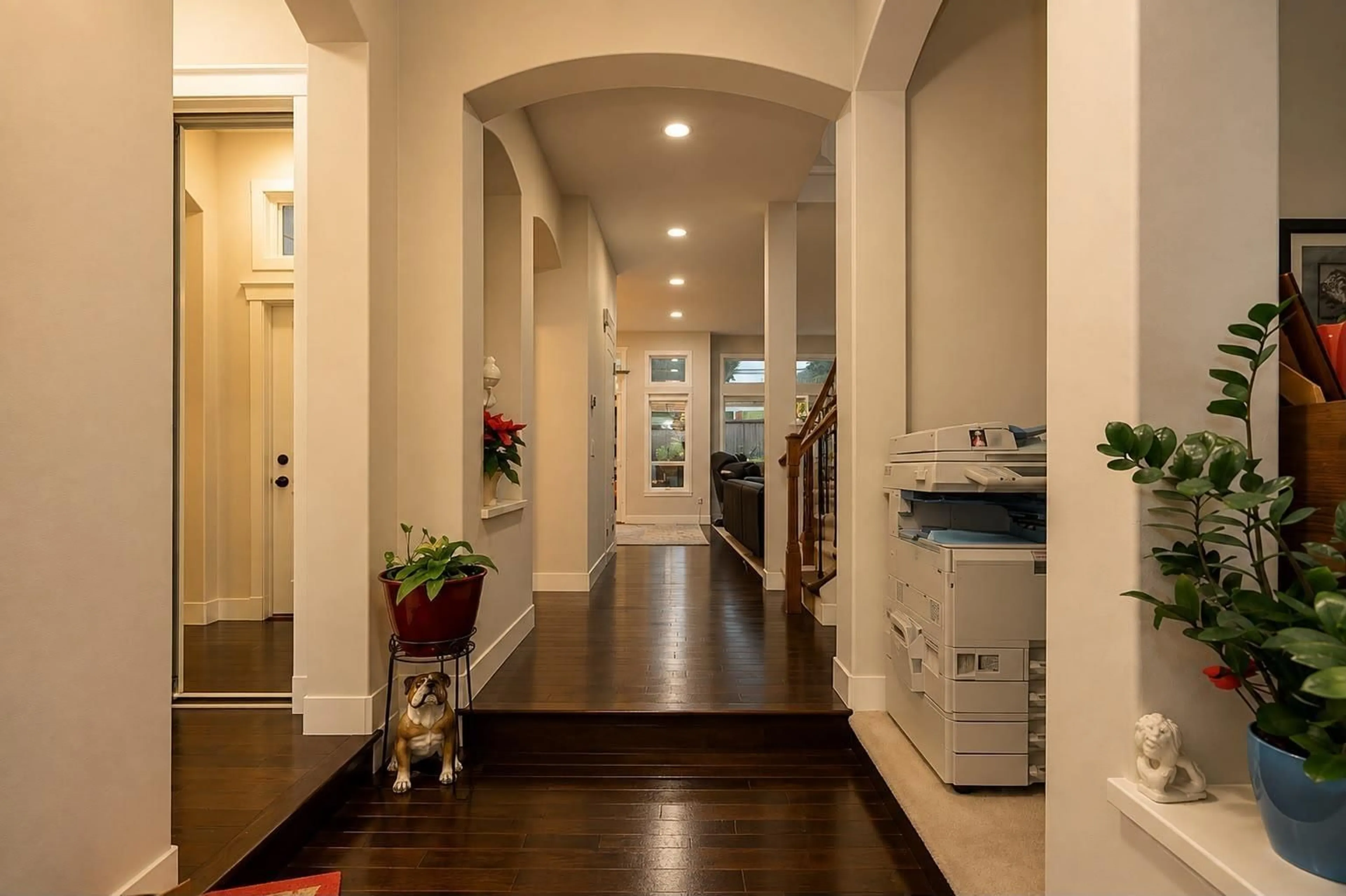 Indoor entryway for 6100 163B STREET, Surrey British Columbia V3S3W2