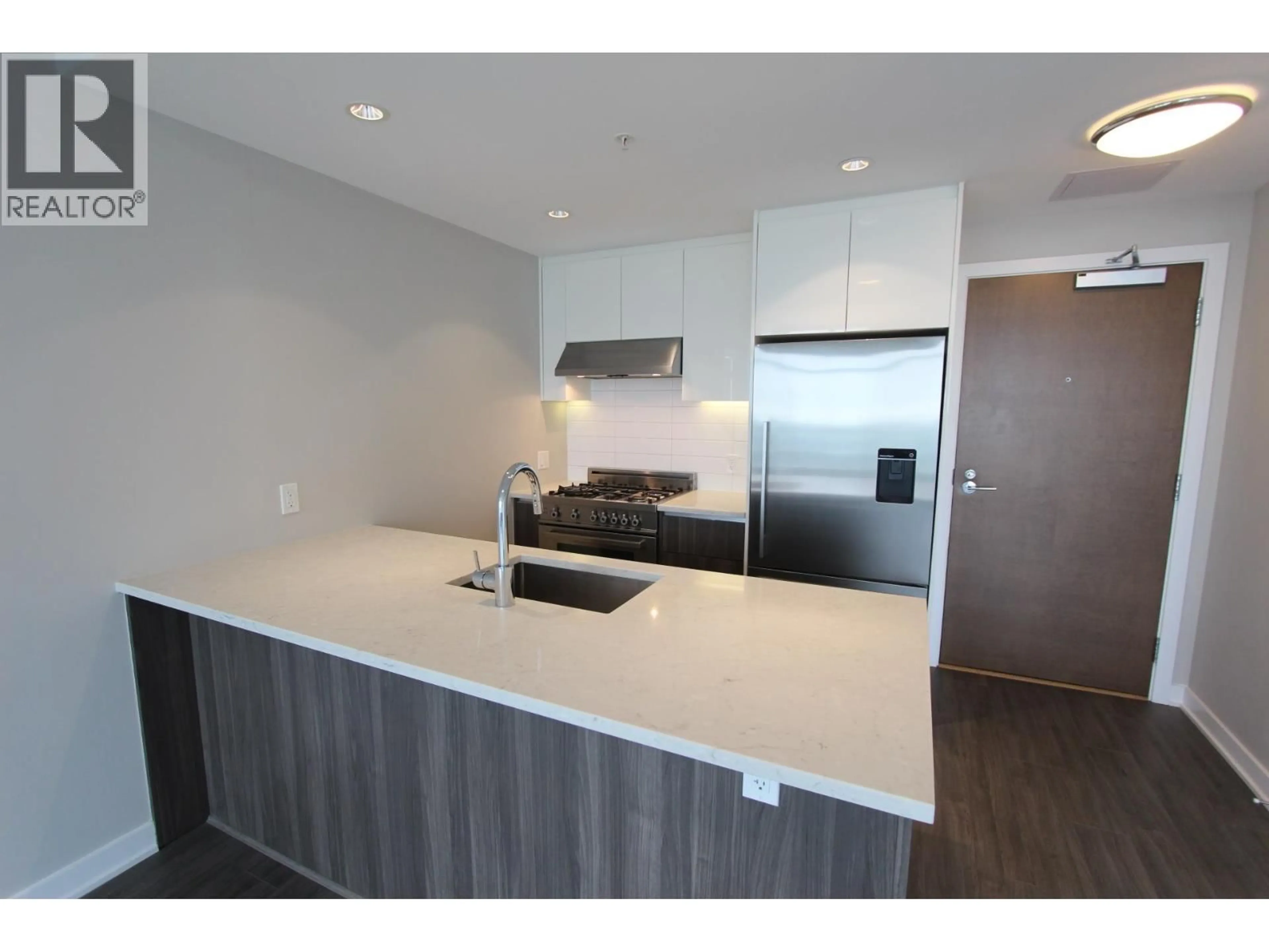 Open concept kitchen, unknown for 2701 - 4900 LENNOX LANE, Burnaby British Columbia V5H0G9