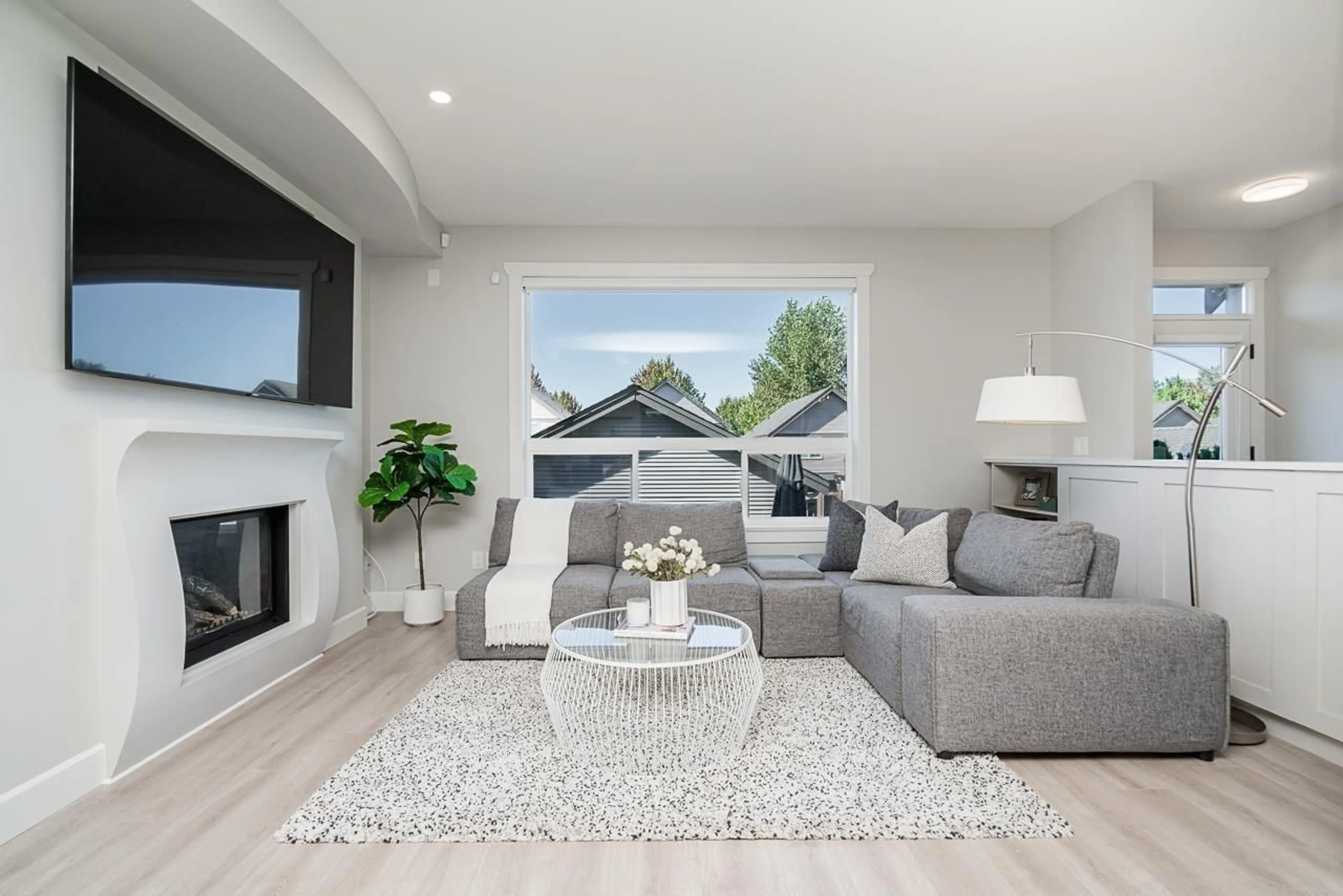 Living room with furniture, unknown for 21149 79A AVENUE, Langley British Columbia V2Y0H3