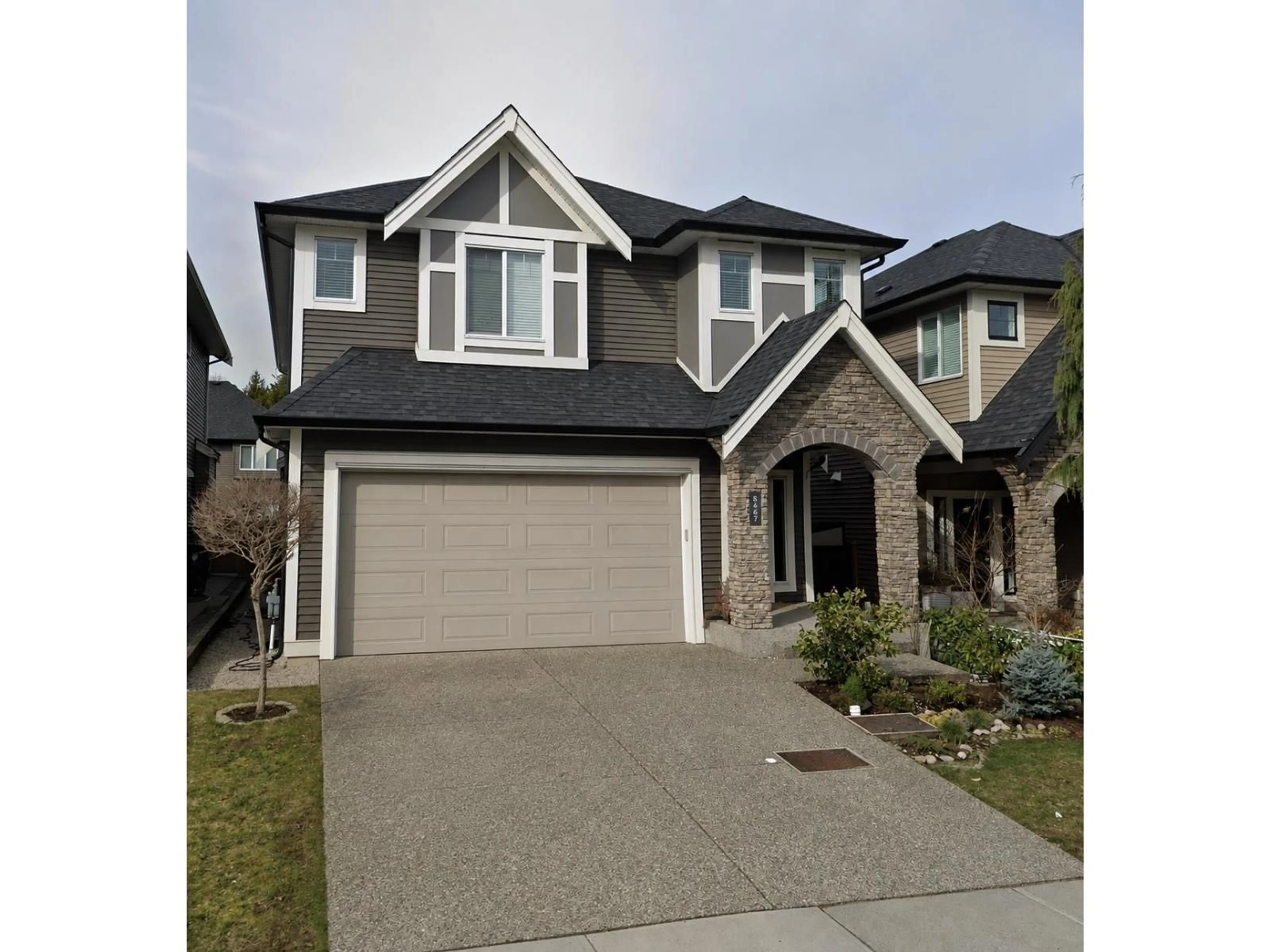 Home with vinyl exterior material, street for 8467 206 STREET, Langley British Columbia V2Y0P7