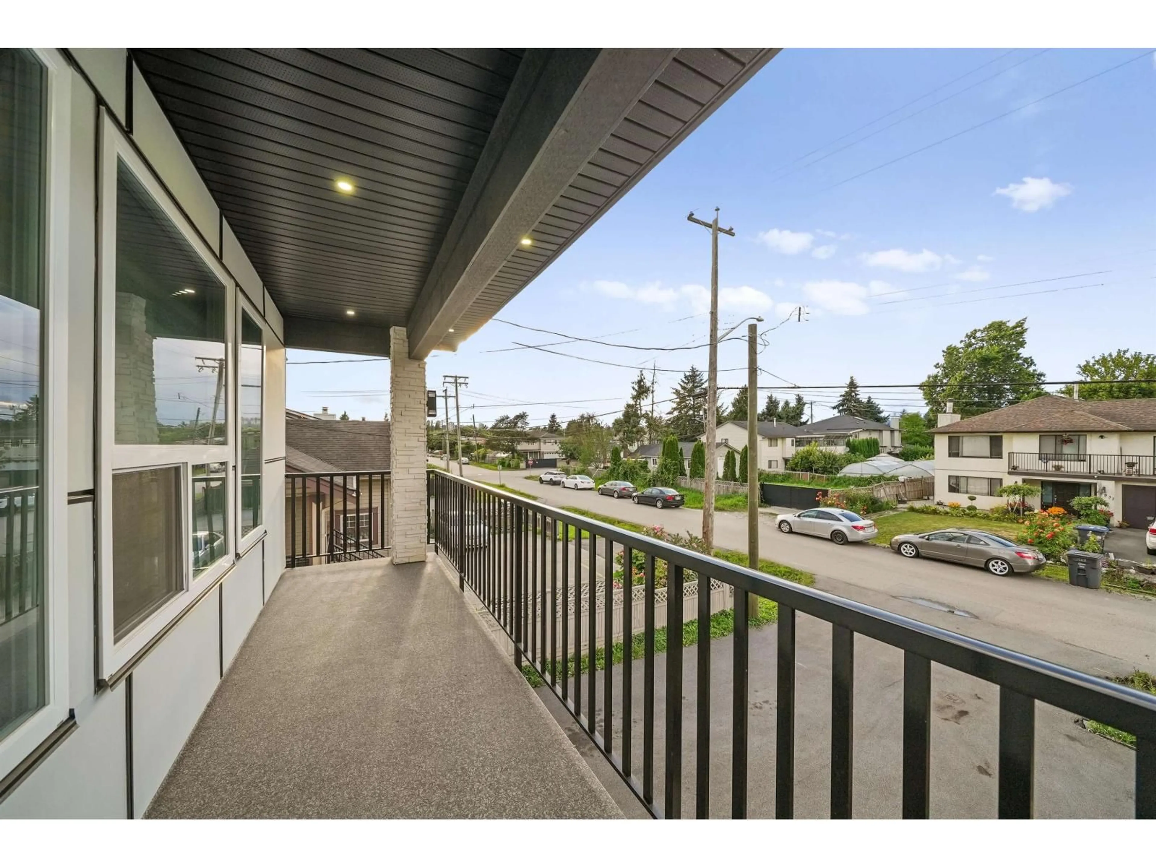 Patio, street for 12822 114A AVENUE, Surrey British Columbia V3R2M9