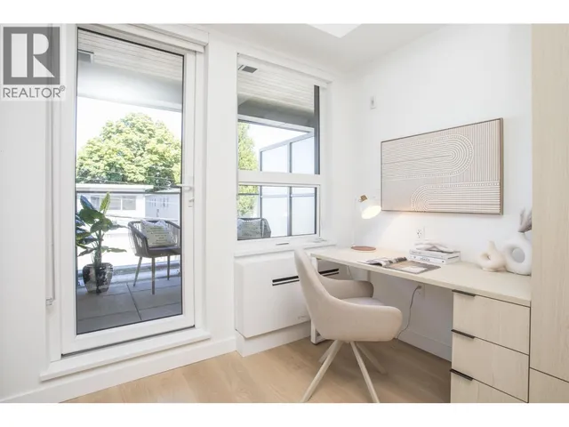 319 - 2471 ST. GEORGE STREET, Vancouver 3
