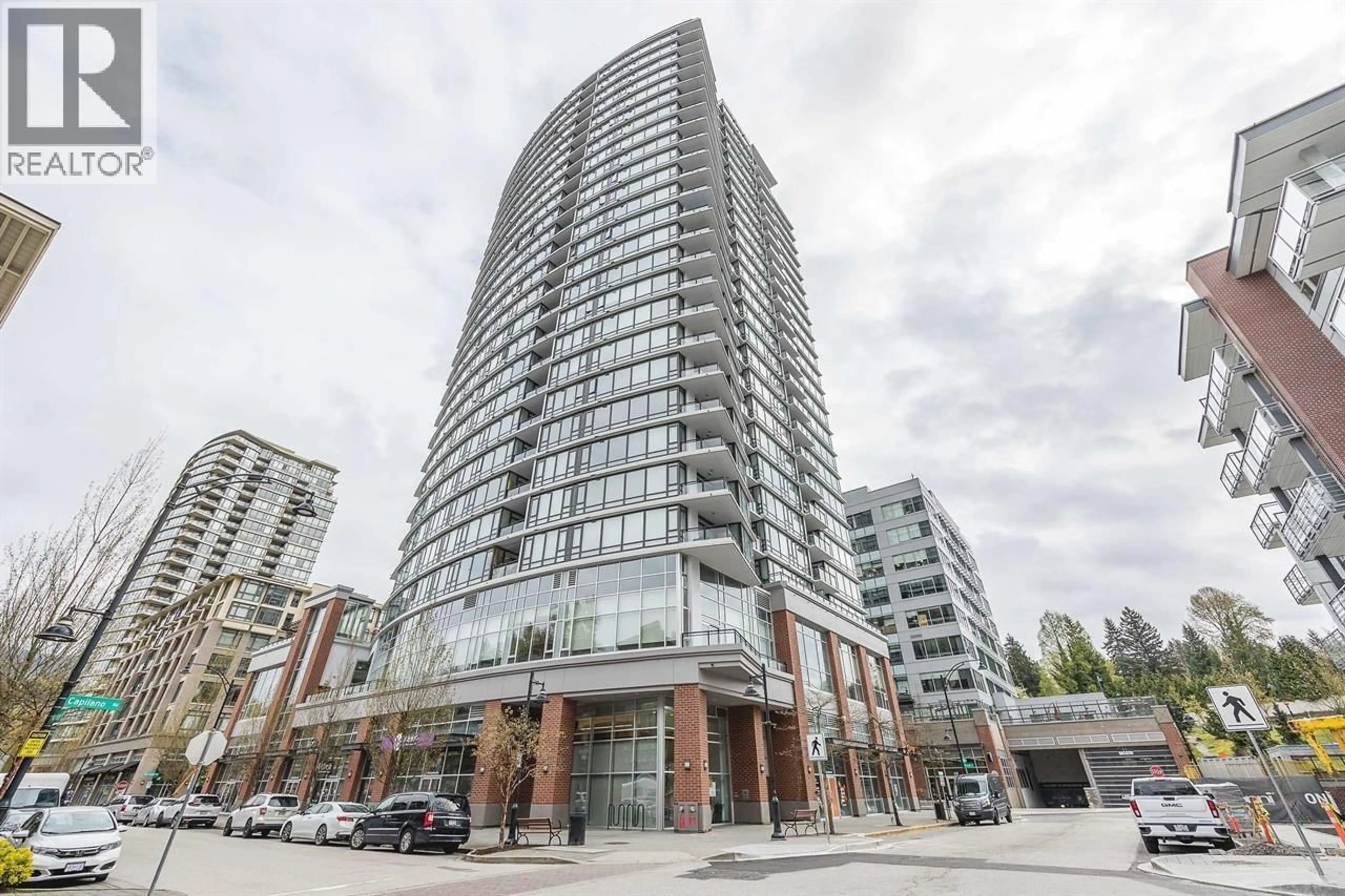 Patio, building for 601 - 400 CAPILANO ROAD, Port Moody British Columbia V3H0E1