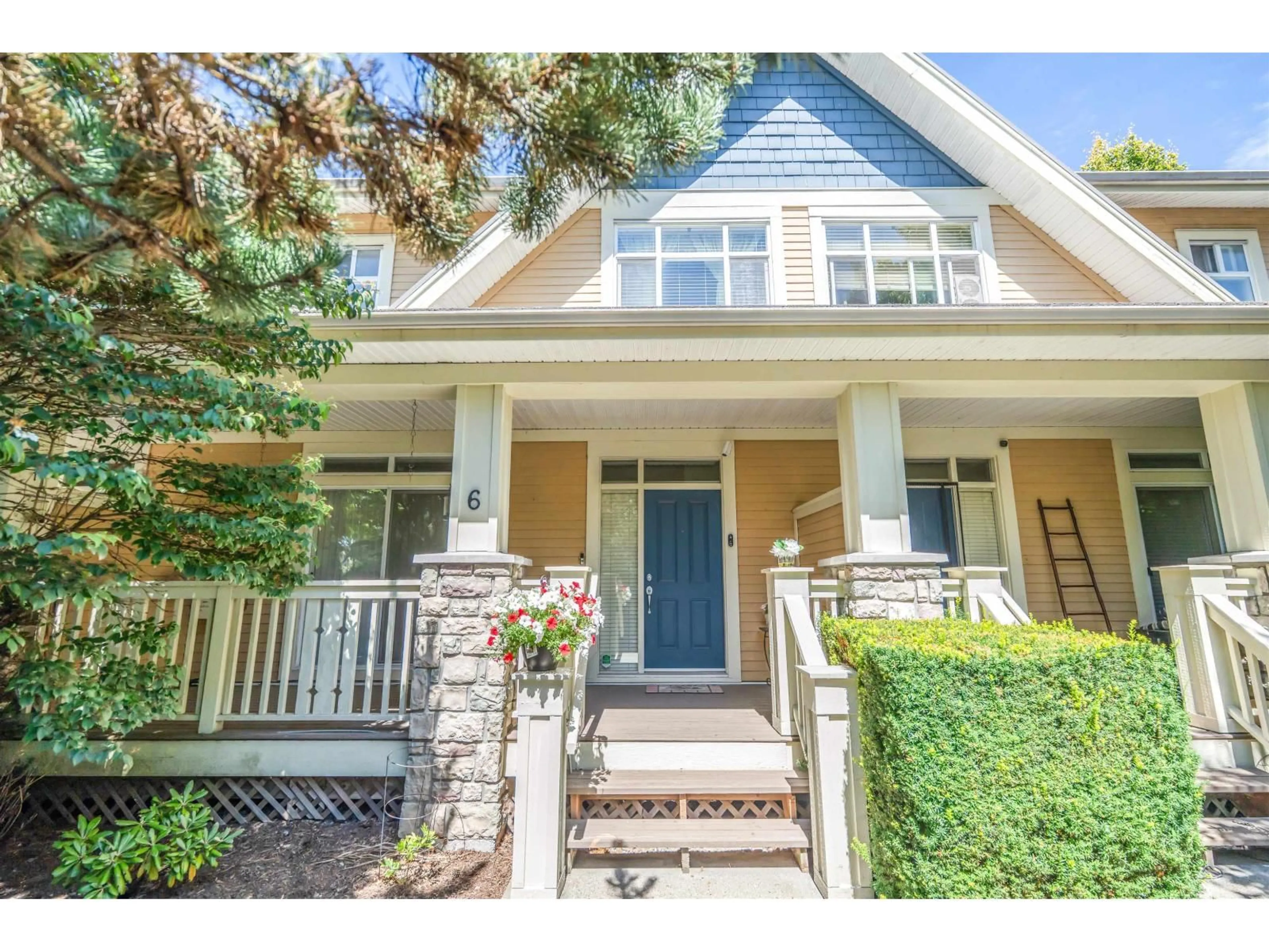 Home with vinyl exterior material, street for 6 - 15237 36 AVENUE, Surrey British Columbia V3Z0Y4