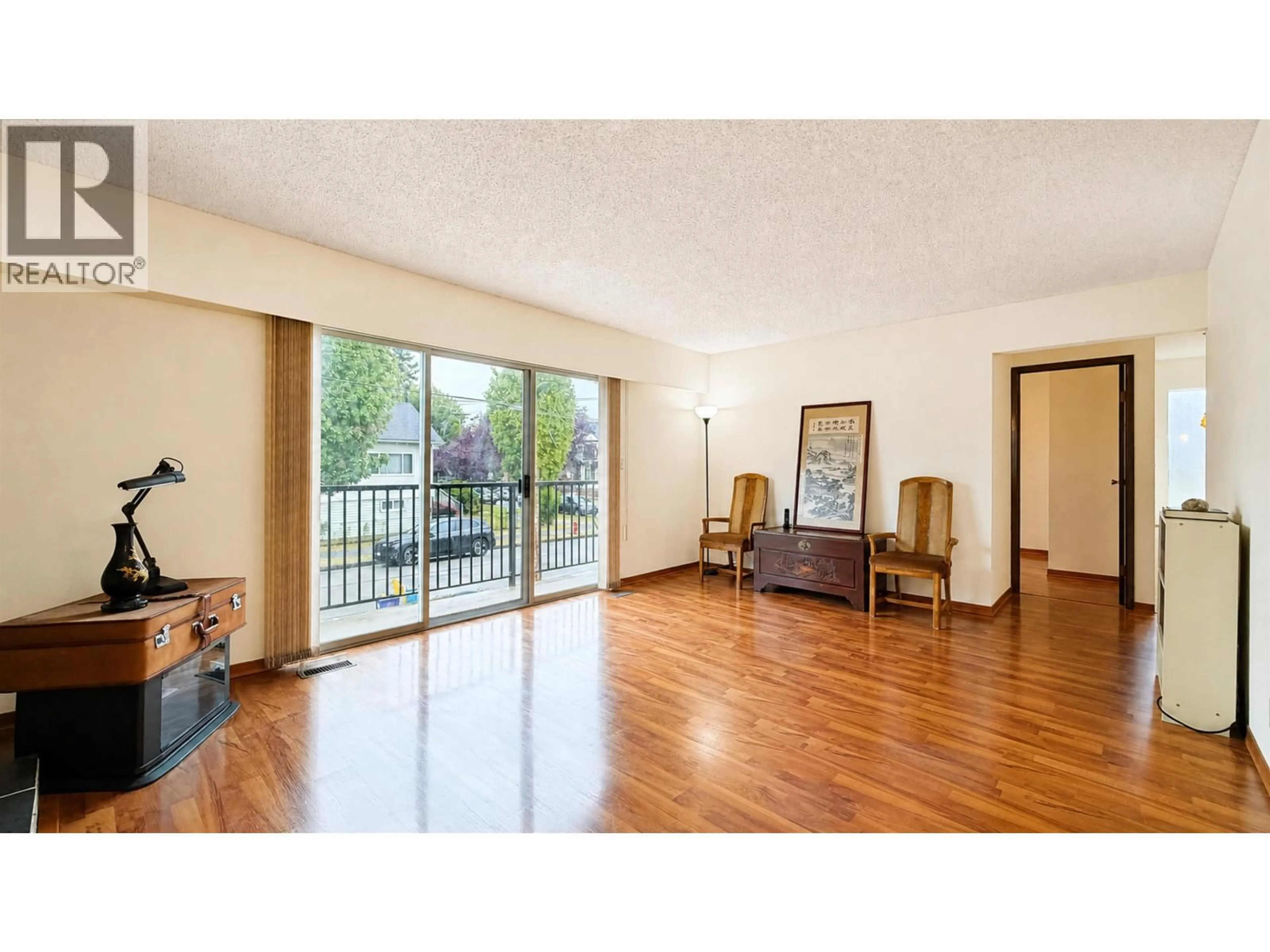 Unknown for 2184 35TH AVENUE, Vancouver British Columbia V5P1B9