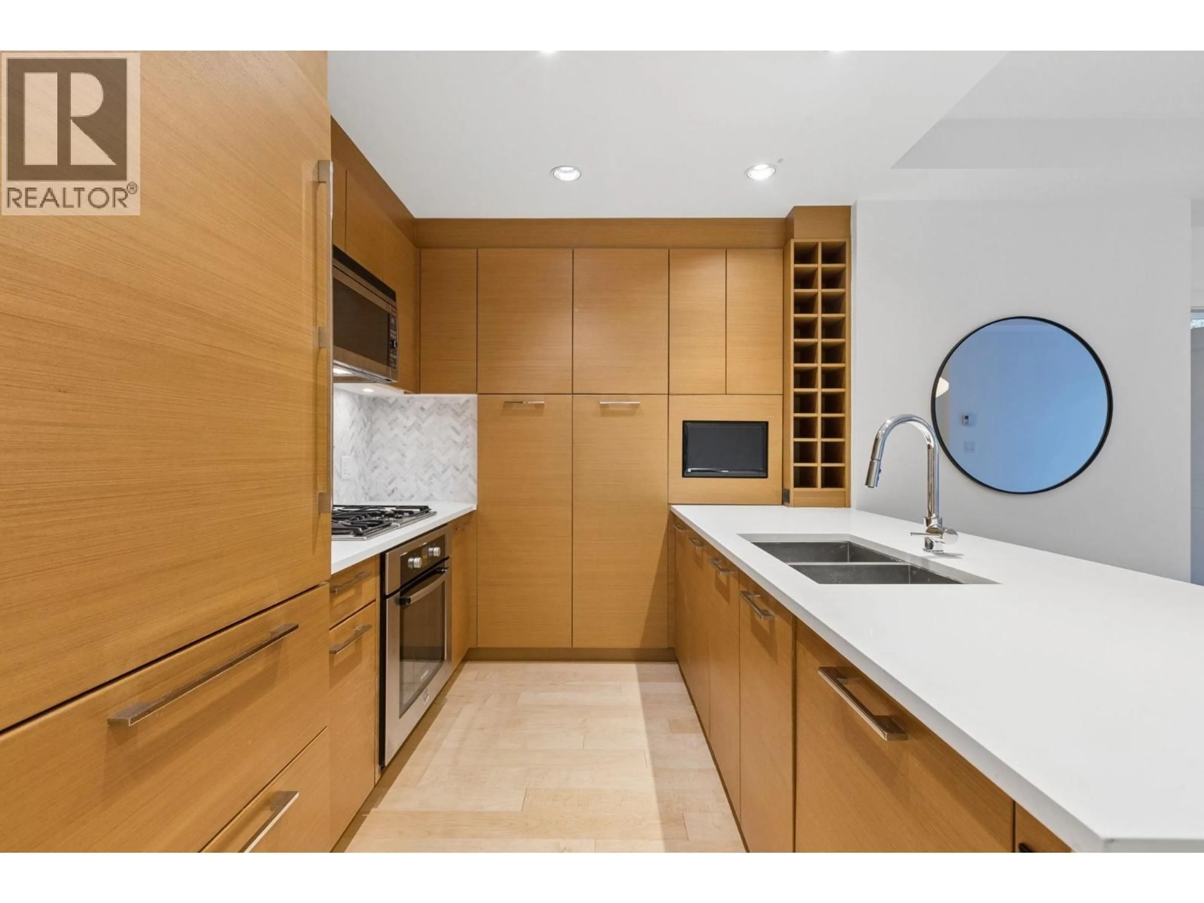 Standard kitchen, unknown for 105 - 5868 AGRONOMY ROAD, Vancouver British Columbia V6T0B5