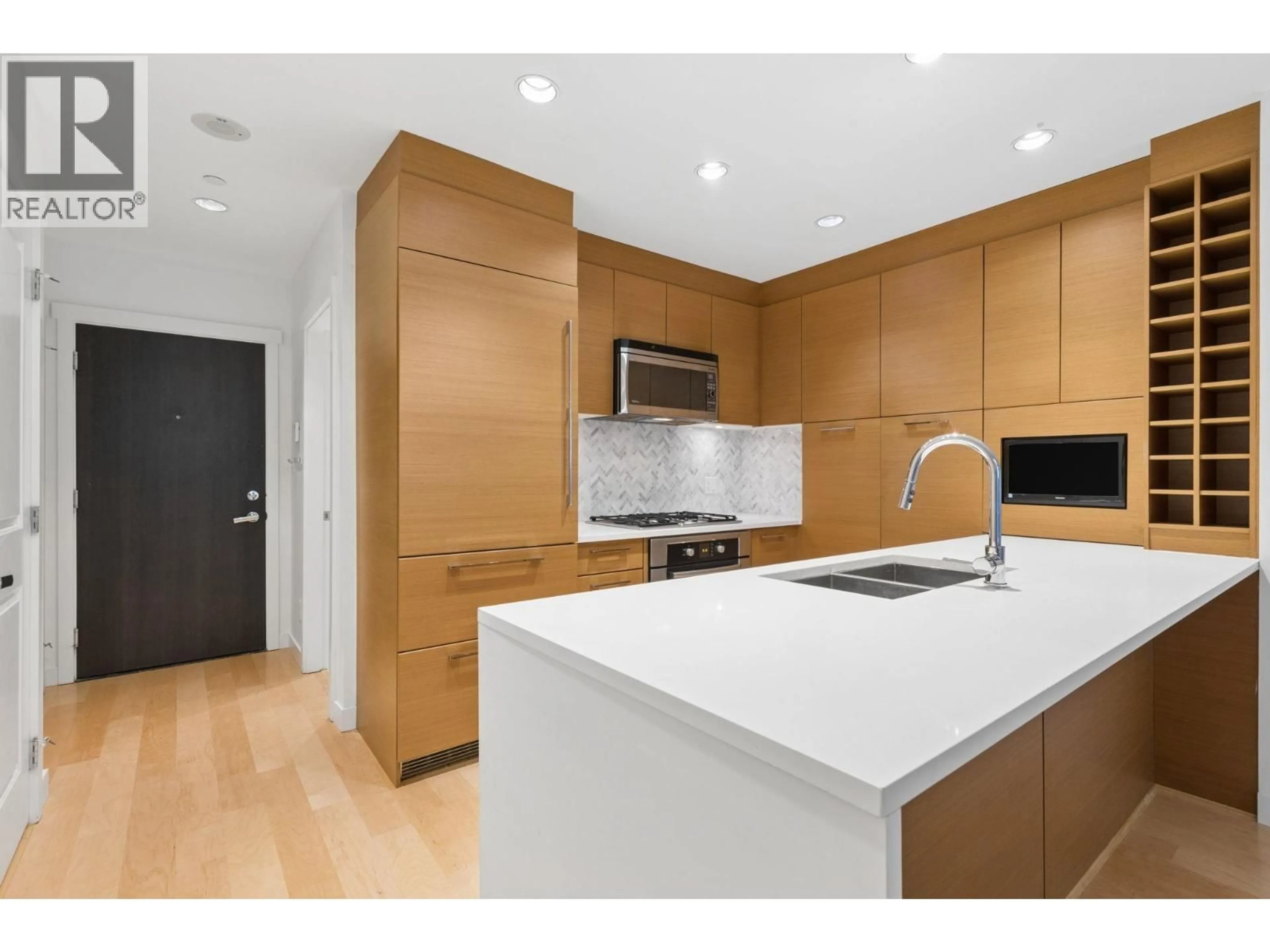 Unknown for 105 - 5868 AGRONOMY ROAD, Vancouver British Columbia V6T0B5