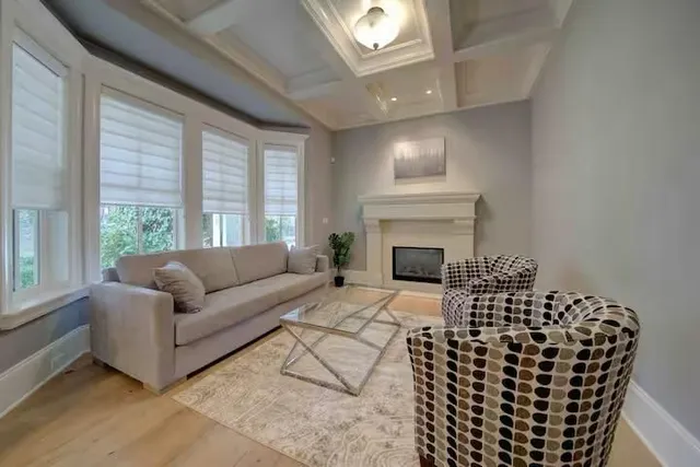 17011 26 AVE AVENUE, Surrey 4