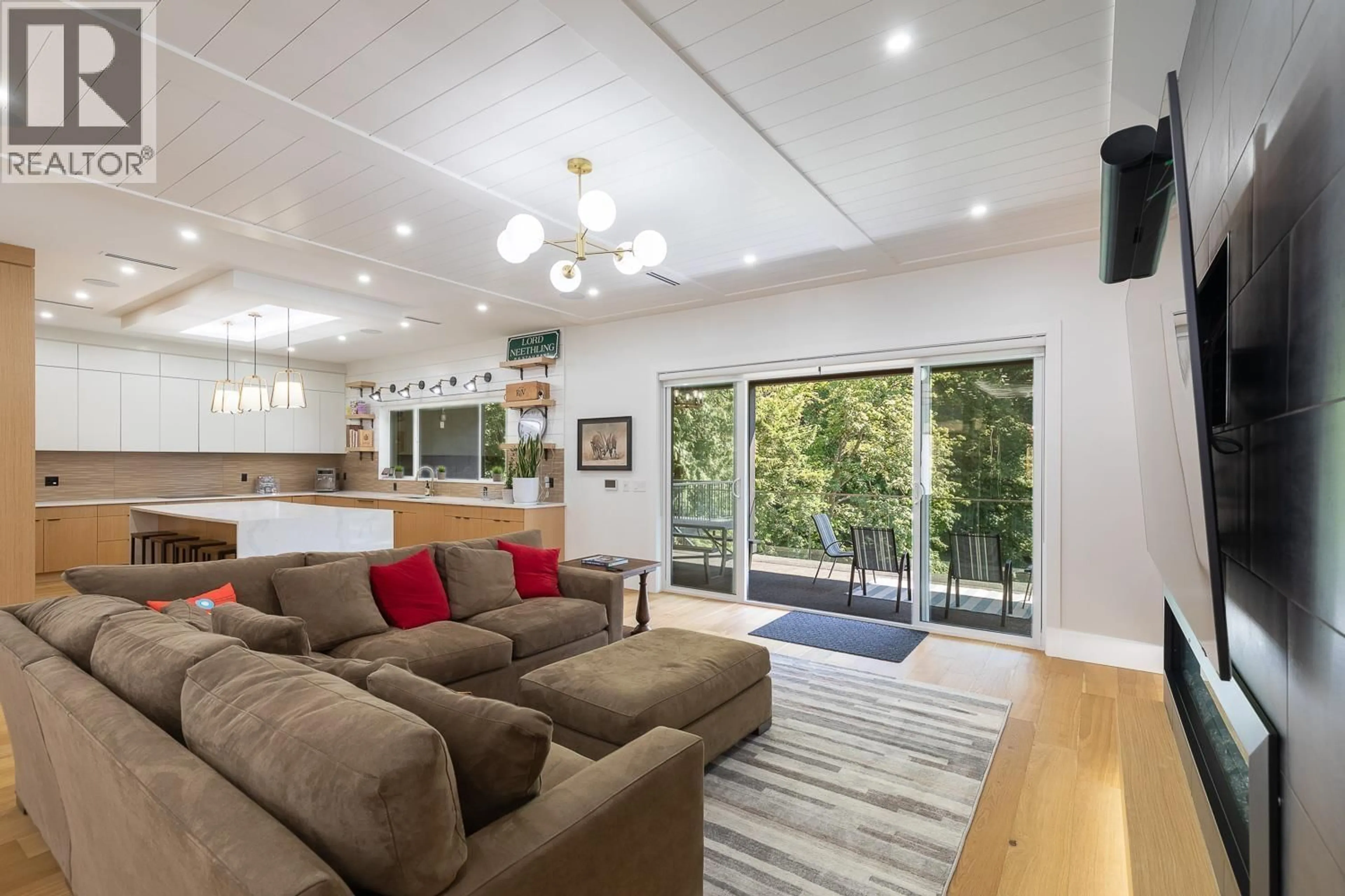 Living room with furniture, wood/laminate floor for 307 CUTLER STREET, Coquitlam British Columbia V3K5C1