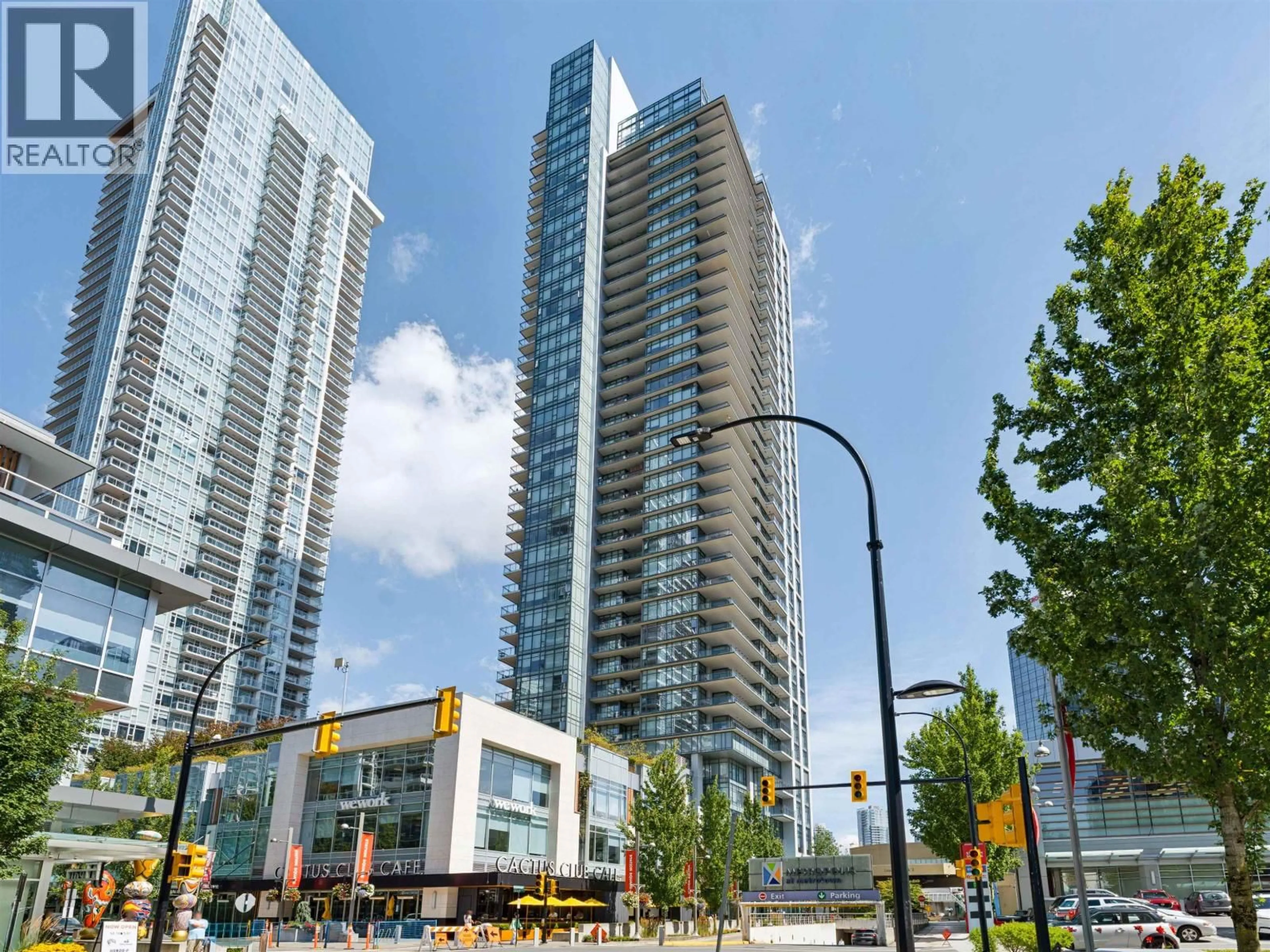 Patio, street for 1807 - 6098 STATION STREET, Burnaby British Columbia V5H0H4