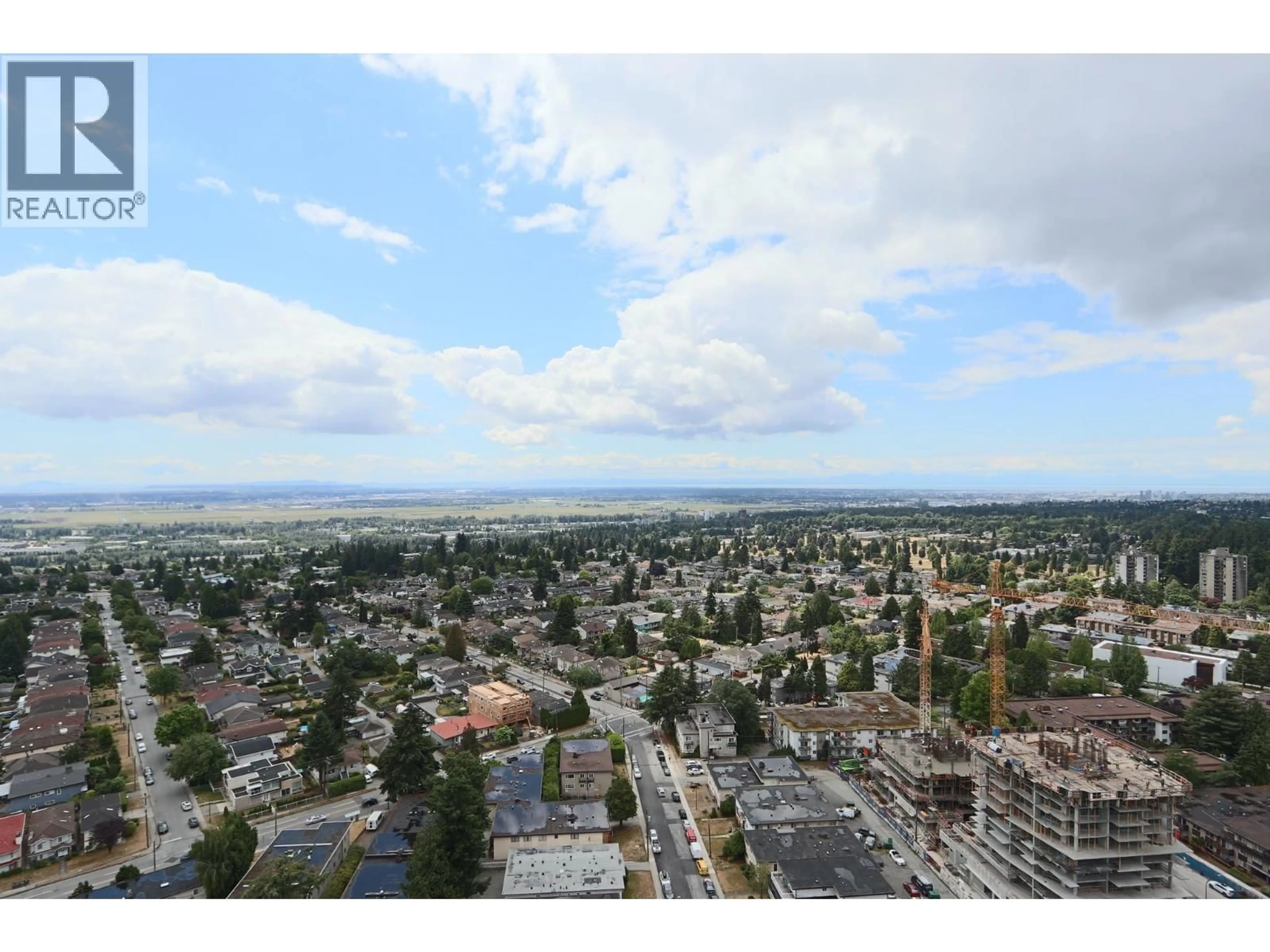 A pic from outside/outdoor area/front of a property/back of a property/a pic from drone, city buildings view from balcony for 2401 - 6608 SUSSEX AVENUE, Burnaby British Columbia V5H0M3