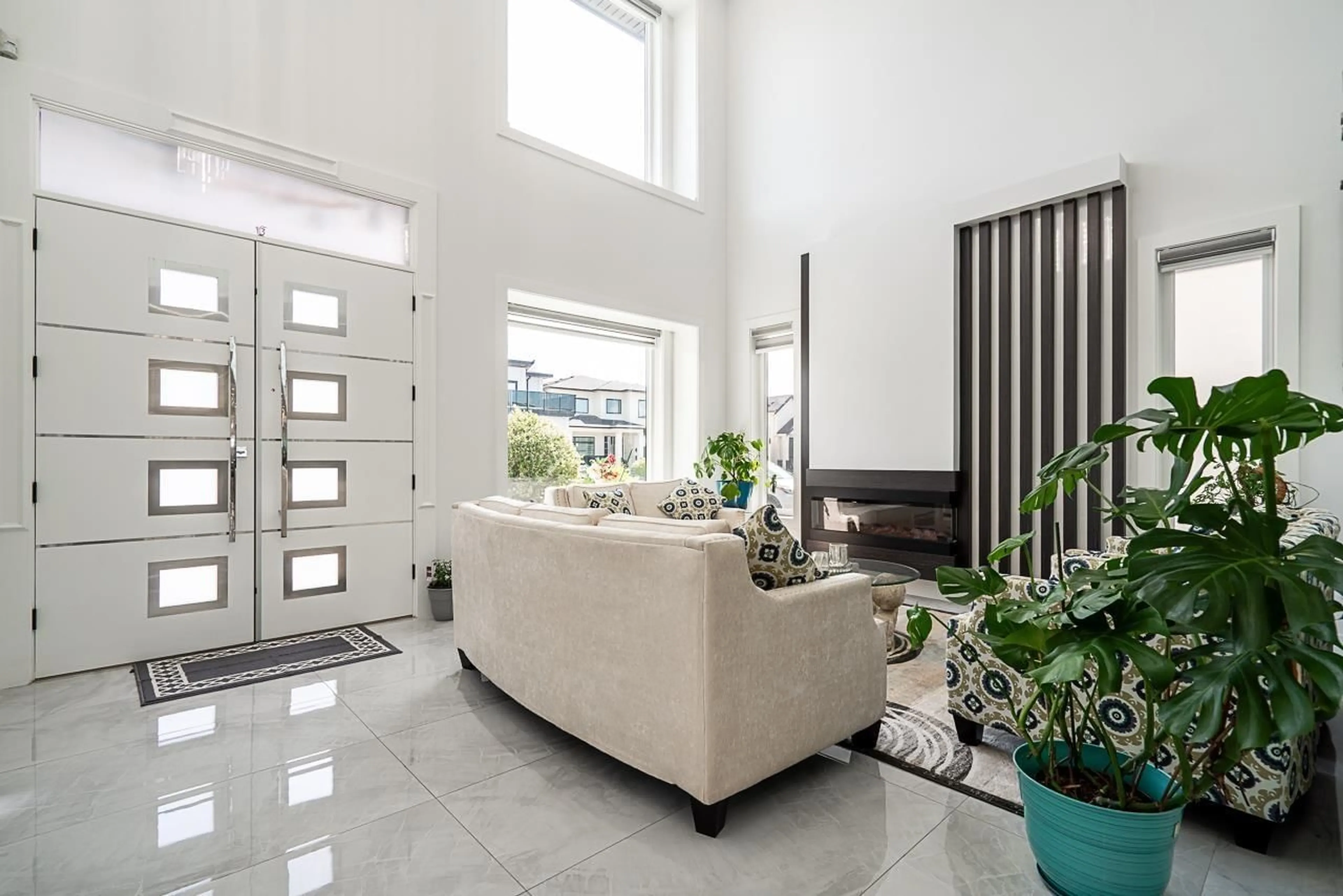 Indoor entryway for 31081 DEERTRAIL DRIVE NORTH, Abbotsford British Columbia V2T5J5