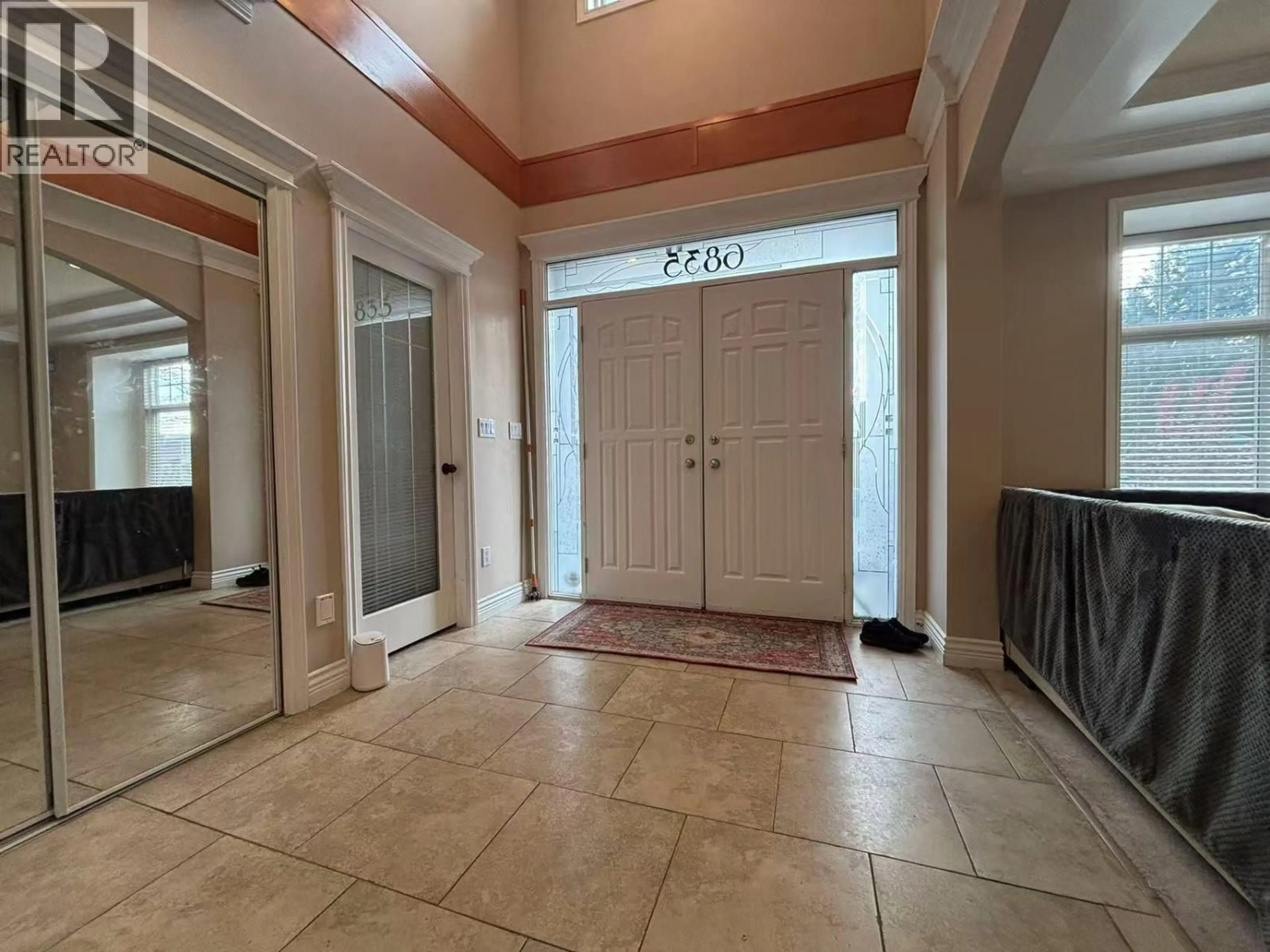 Indoor foyer for 6835 BURFORD STREET, Burnaby British Columbia V5E1R9
