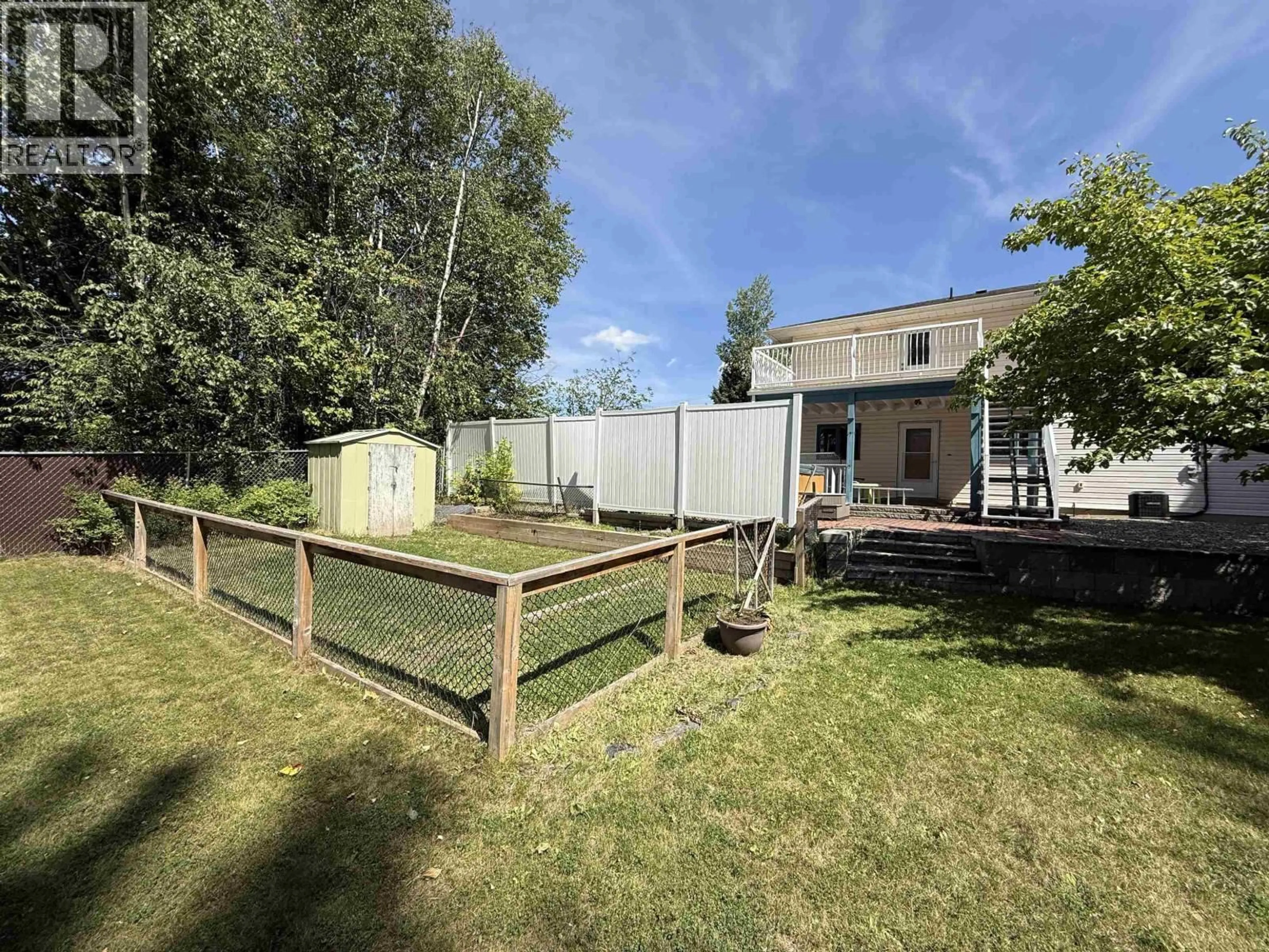 A pic from outside/outdoor area/front of a property/back of a property/a pic from drone, unknown for 157 VACHON ROAD, Quesnel British Columbia V2J5B6