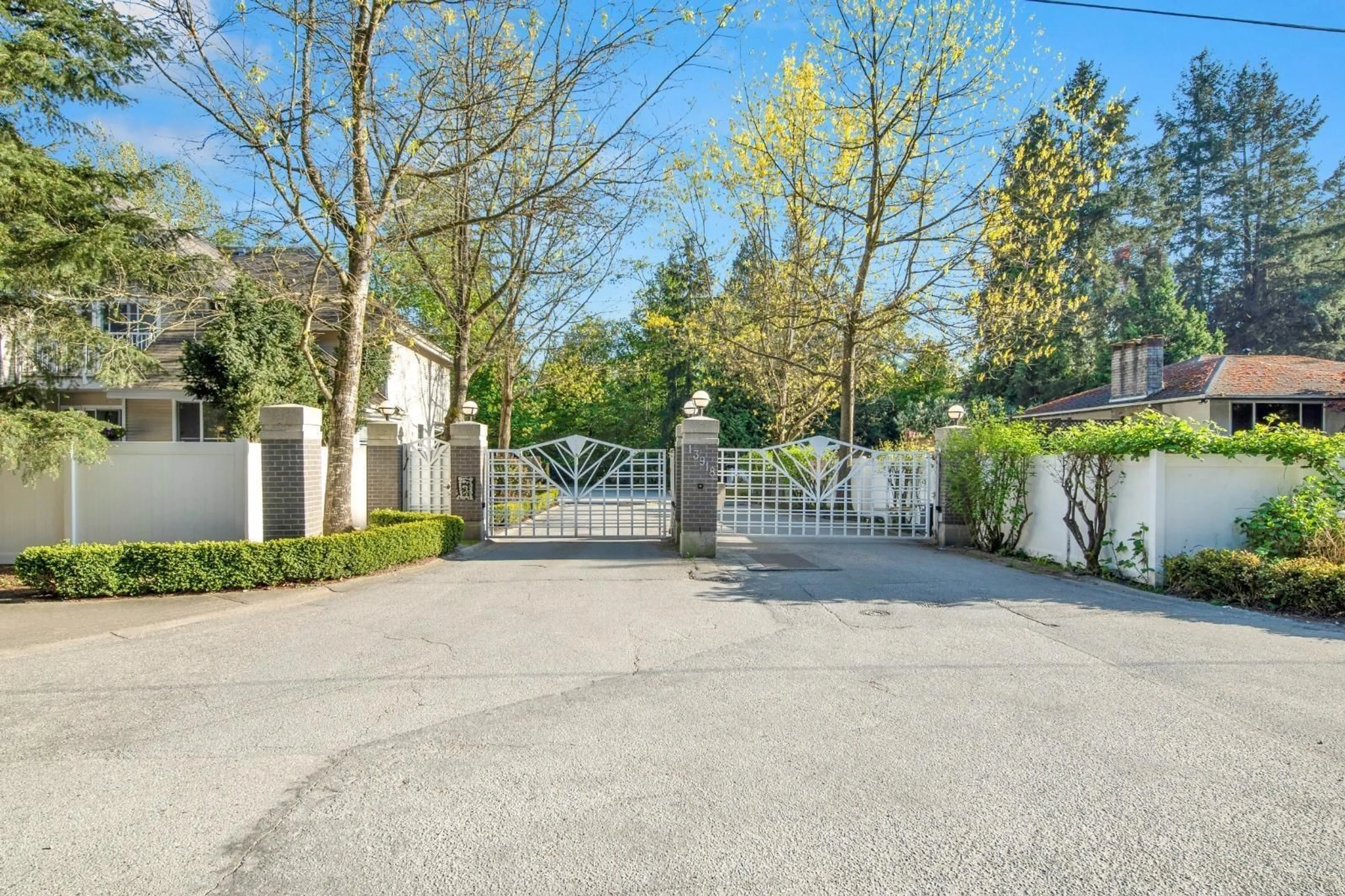 A pic from outside/outdoor area/front of a property/back of a property/a pic from drone, street for 73 - 13918 58 AVENUE, Surrey British Columbia V3X3N8
