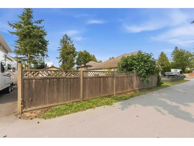 20248 98A AVENUE, Langley 3