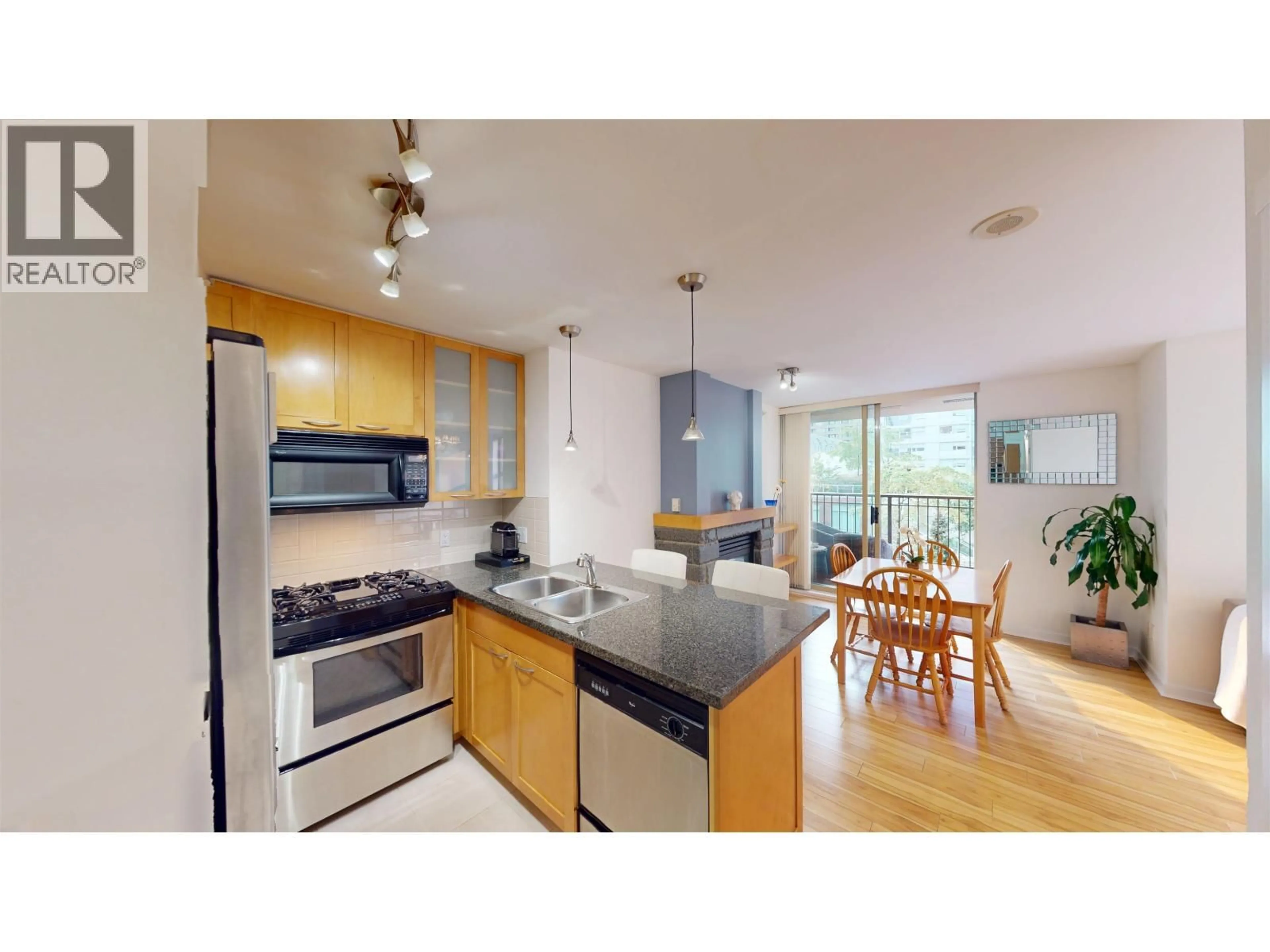 Open concept kitchen, unknown for 603 - 989 RICHARDS STREET, Vancouver British Columbia V6B6R6