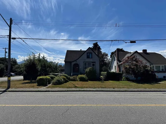 46198 FIRST AVENUE, Chilliwack 3