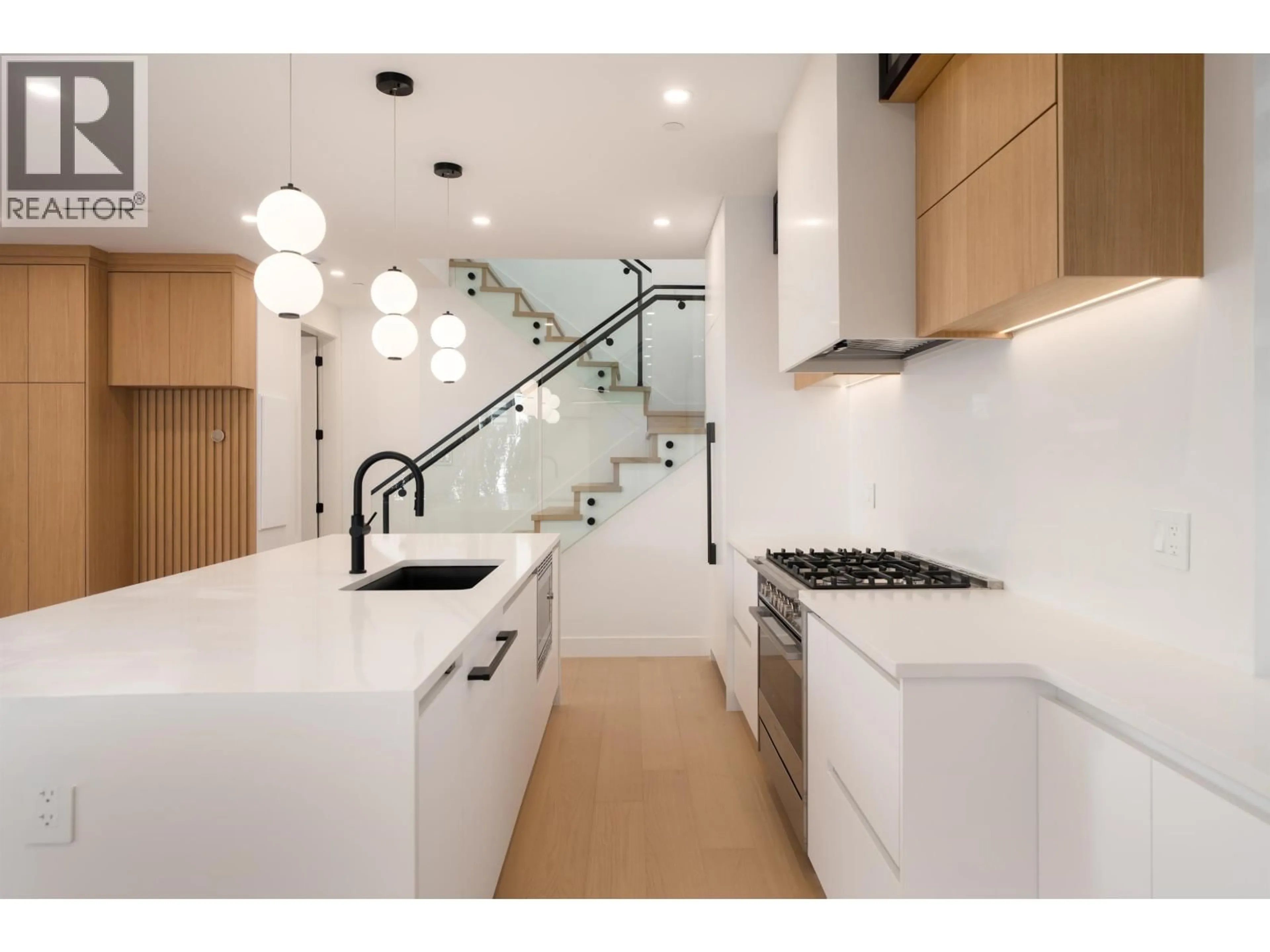 Contemporary kitchen, ceramic/tile floor for 2 - 5963 GRANVILLE STREET, Vancouver British Columbia V6M3C9