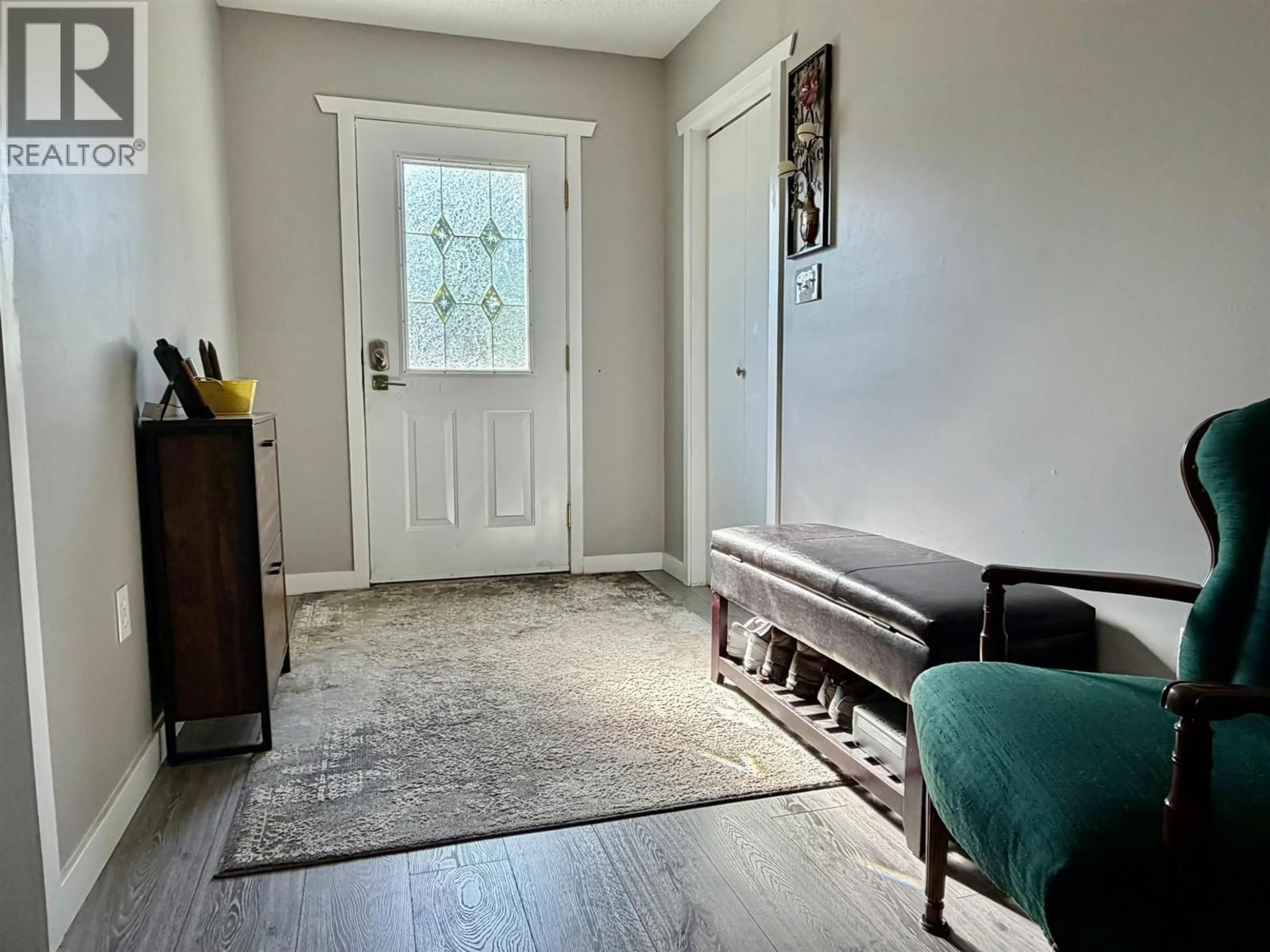 Indoor entryway for 8490 LOUISE DRIVE, Prince George British Columbia V2N6G4