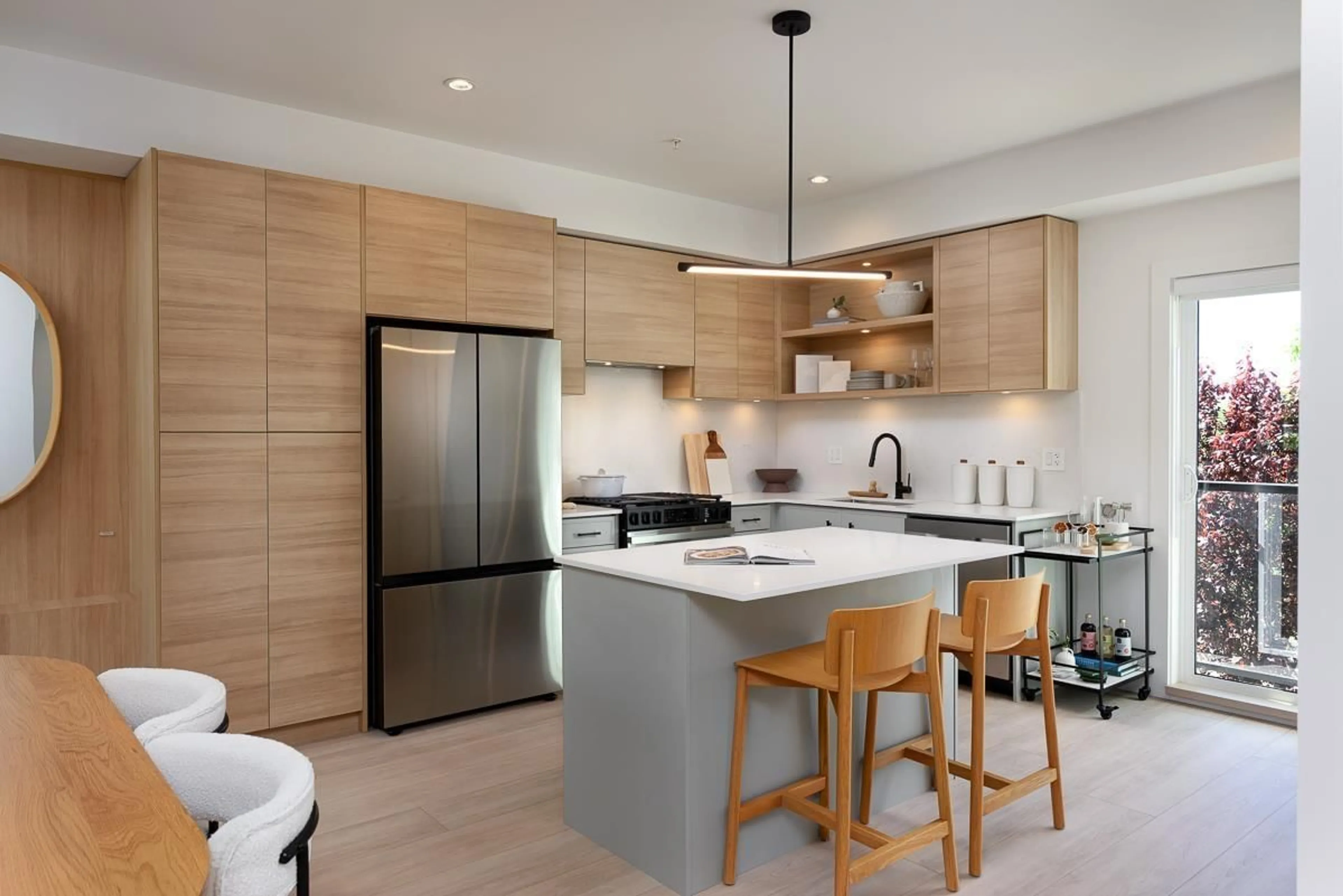 Contemporary kitchen, ceramic/tile floor for 39 - 20335 70A AVENUE, Langley British Columbia V2Y1S8