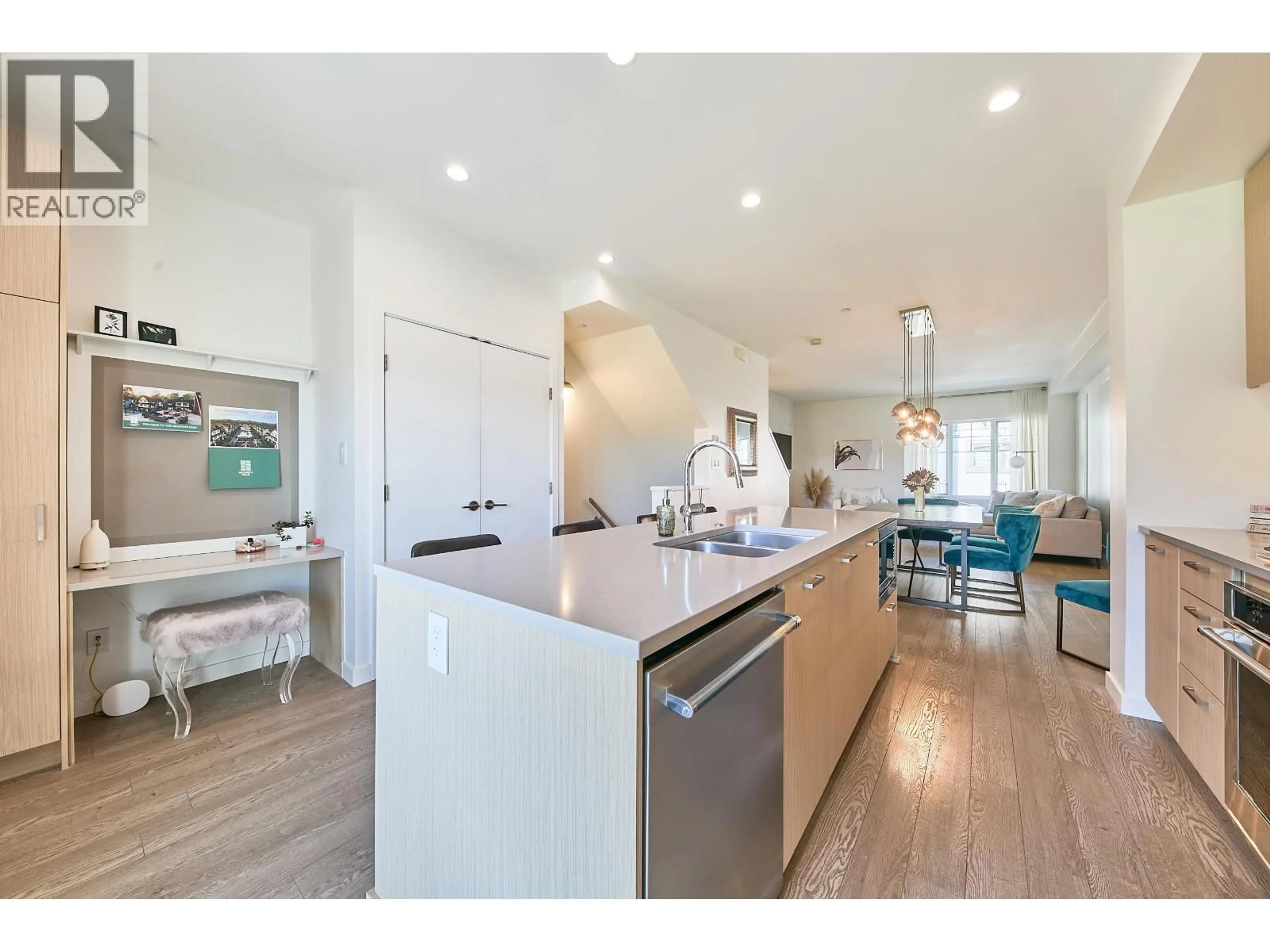 Open concept kitchen, unknown for 204 - 19451 SUTTON AVENUE, Pitt Meadows British Columbia V3Y0G6
