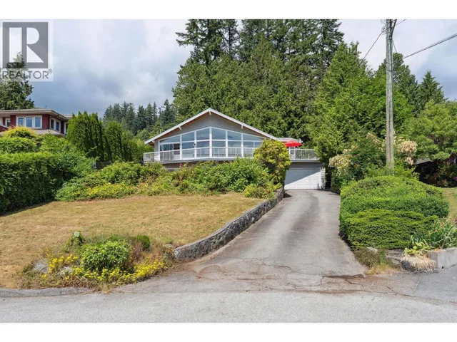 1725 ROSEBERY AVENUE, West Vancouver 3