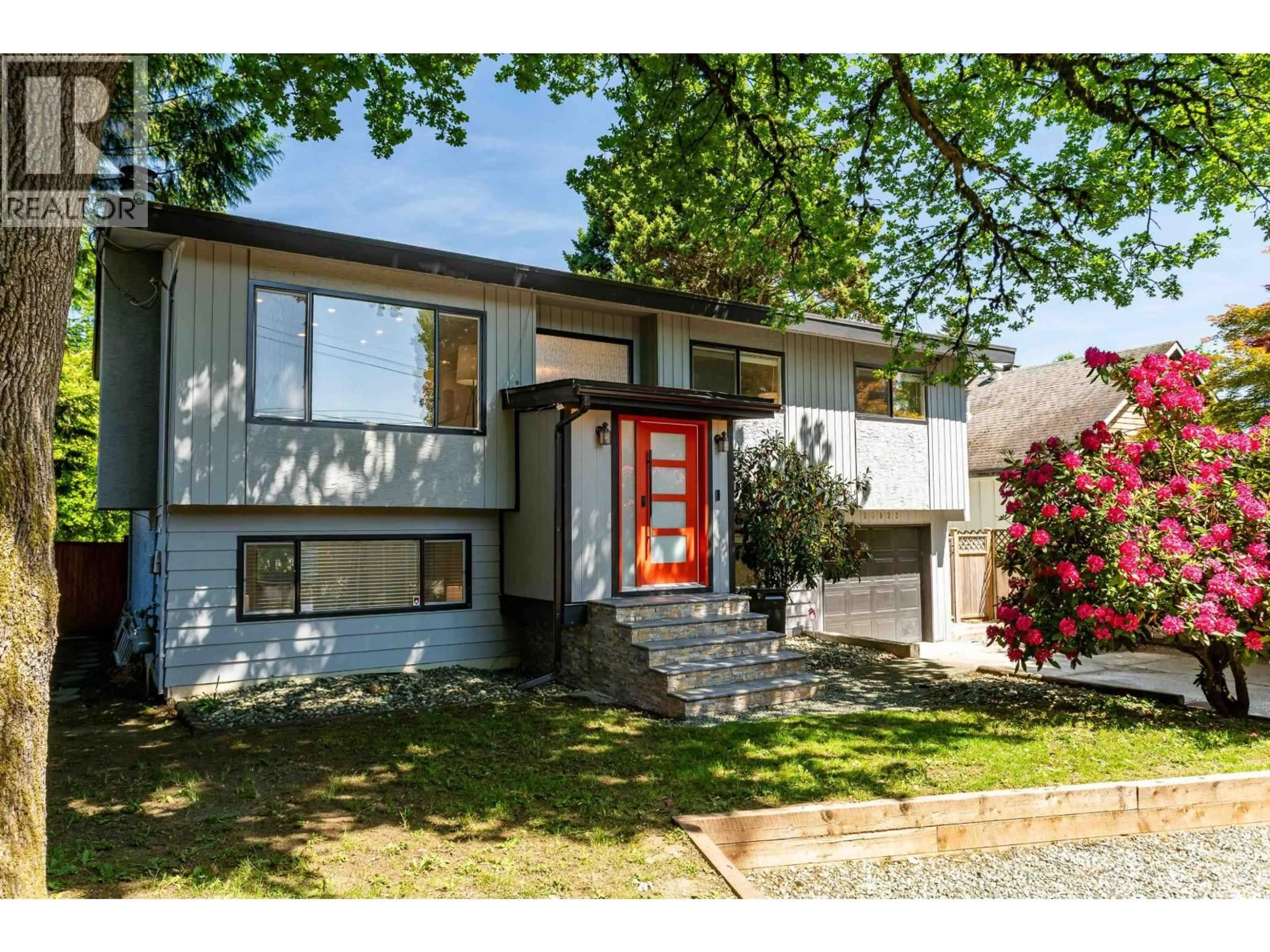 Home with vinyl exterior material, street for 20823 RIVER ROAD, Maple Ridge British Columbia V2X1Z8
