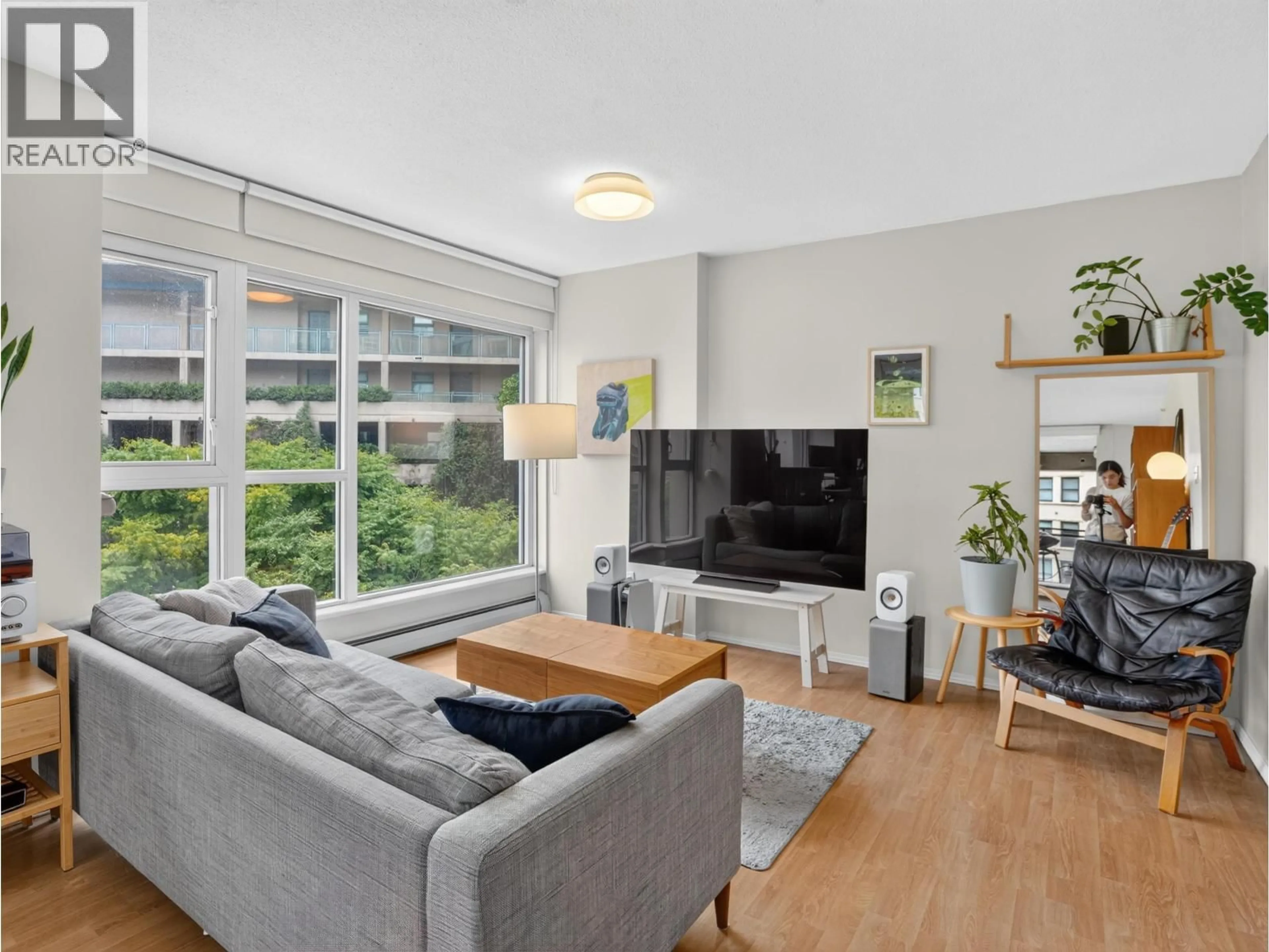 Living room with furniture, unknown for 602 - 183 KEEFER PLACE, Vancouver British Columbia V6B6B9
