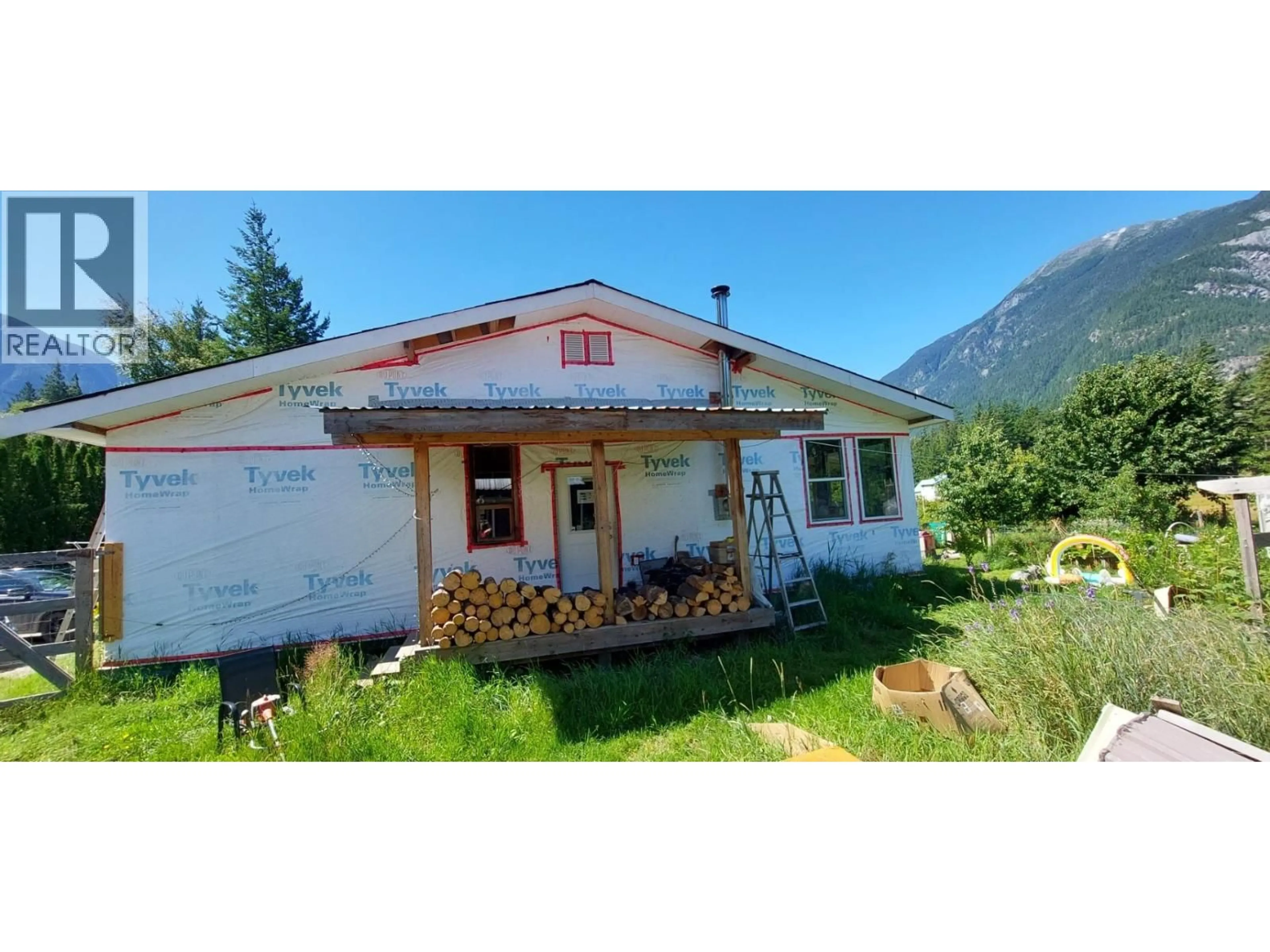 Unknown for 1276 MACKENZIE HIGHWAY, Bella Coola British Columbia V0T1C0