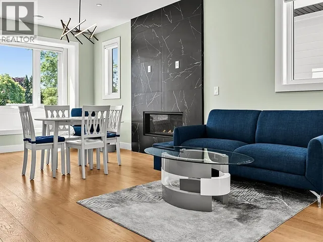 1324 15TH STREET, North Vancouver 3