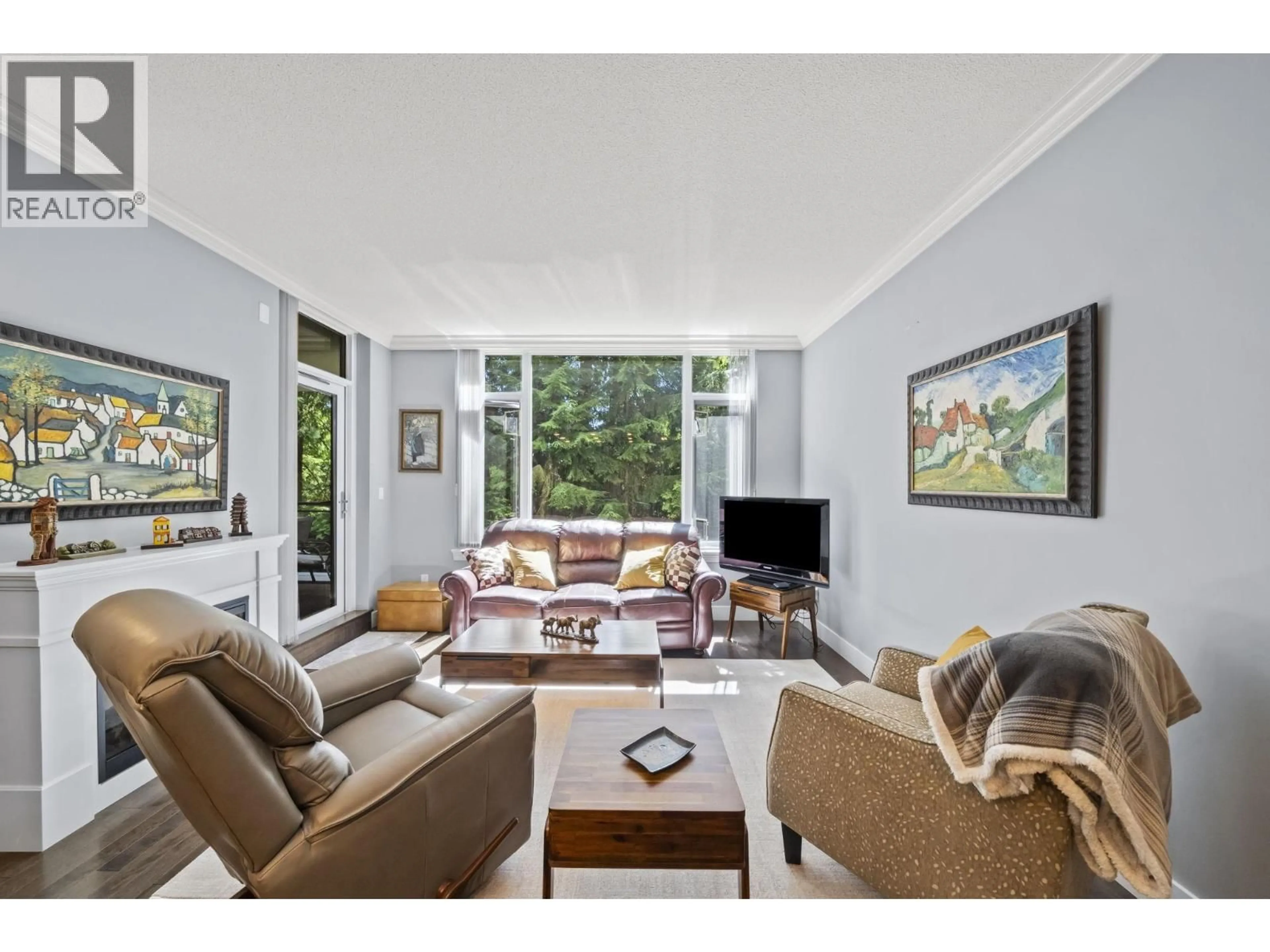 Living room with furniture, unknown for 405 - 2950 PANORAMA DRIVE, Coquitlam British Columbia V3E0C9