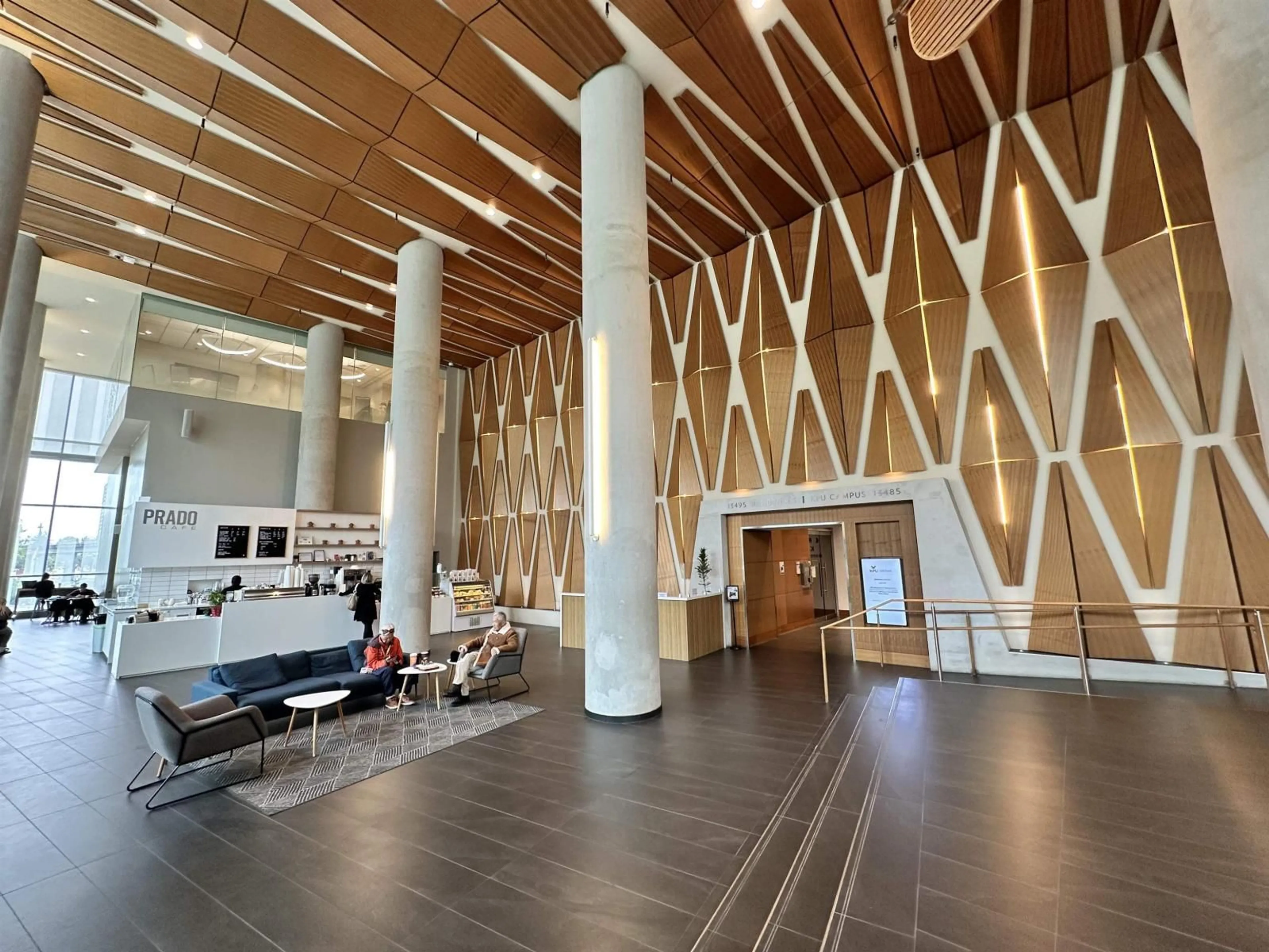 Lobby for 2908 - 13495 CENTRAL AVENUE, Surrey British Columbia V3T0K2
