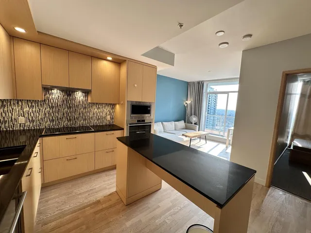 2908 - 13495 CENTRAL AVENUE, Surrey 3
