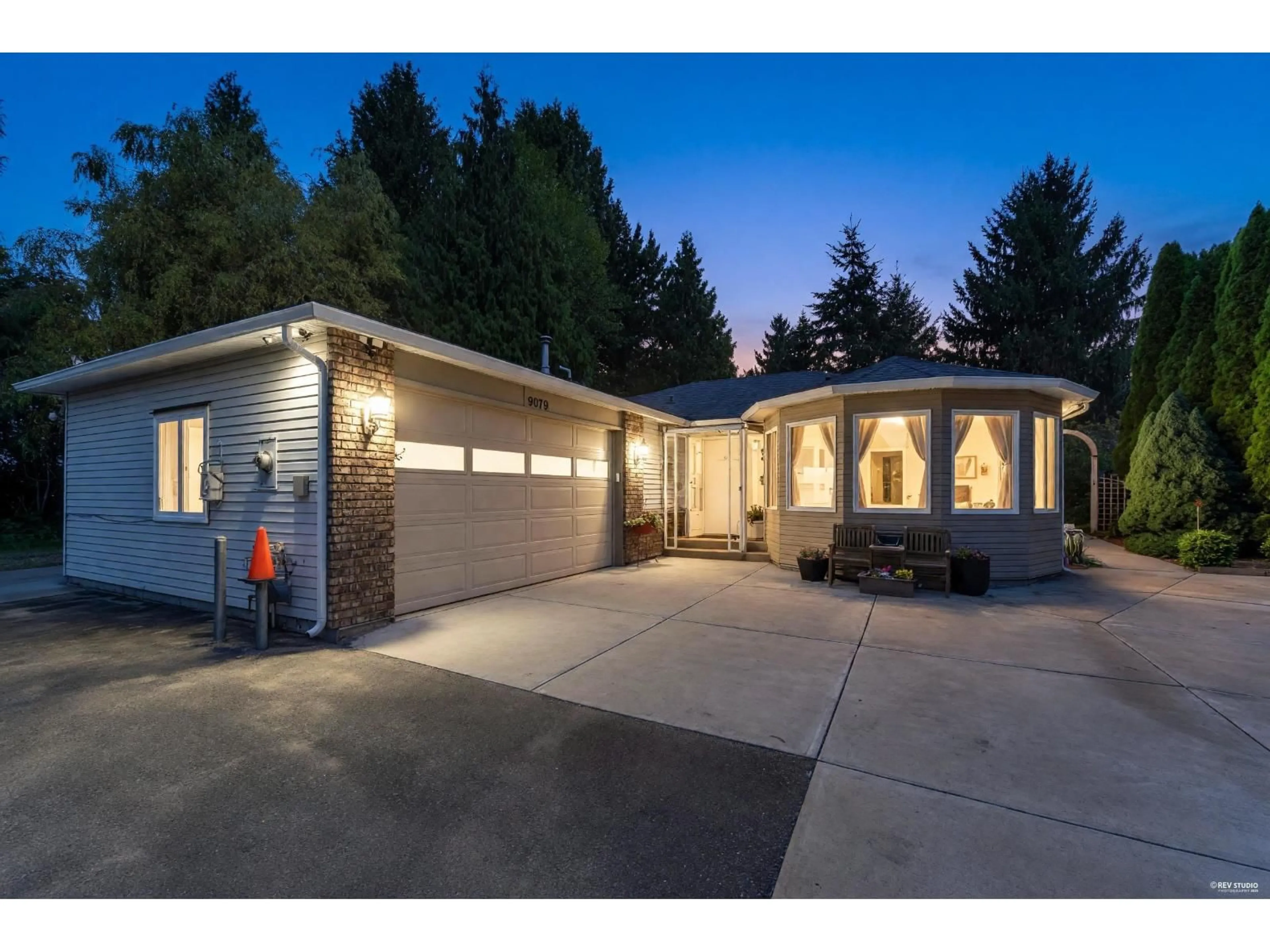 Unknown for 9079 144 STREET, Surrey British Columbia V3V5Z9
