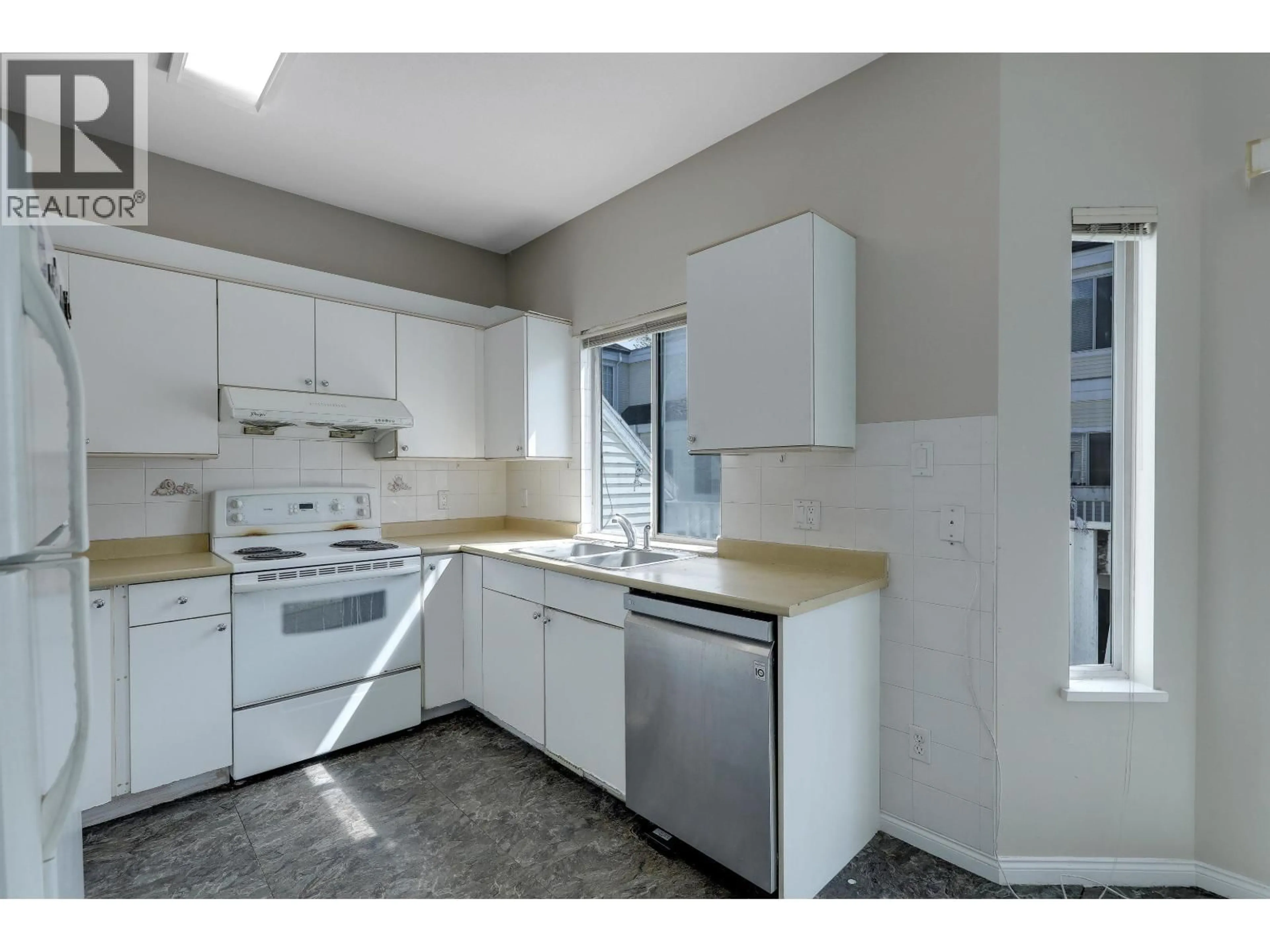 Standard kitchen, unknown for 38 - 12500 MCNEELY DRIVE, Richmond British Columbia V6V2S4