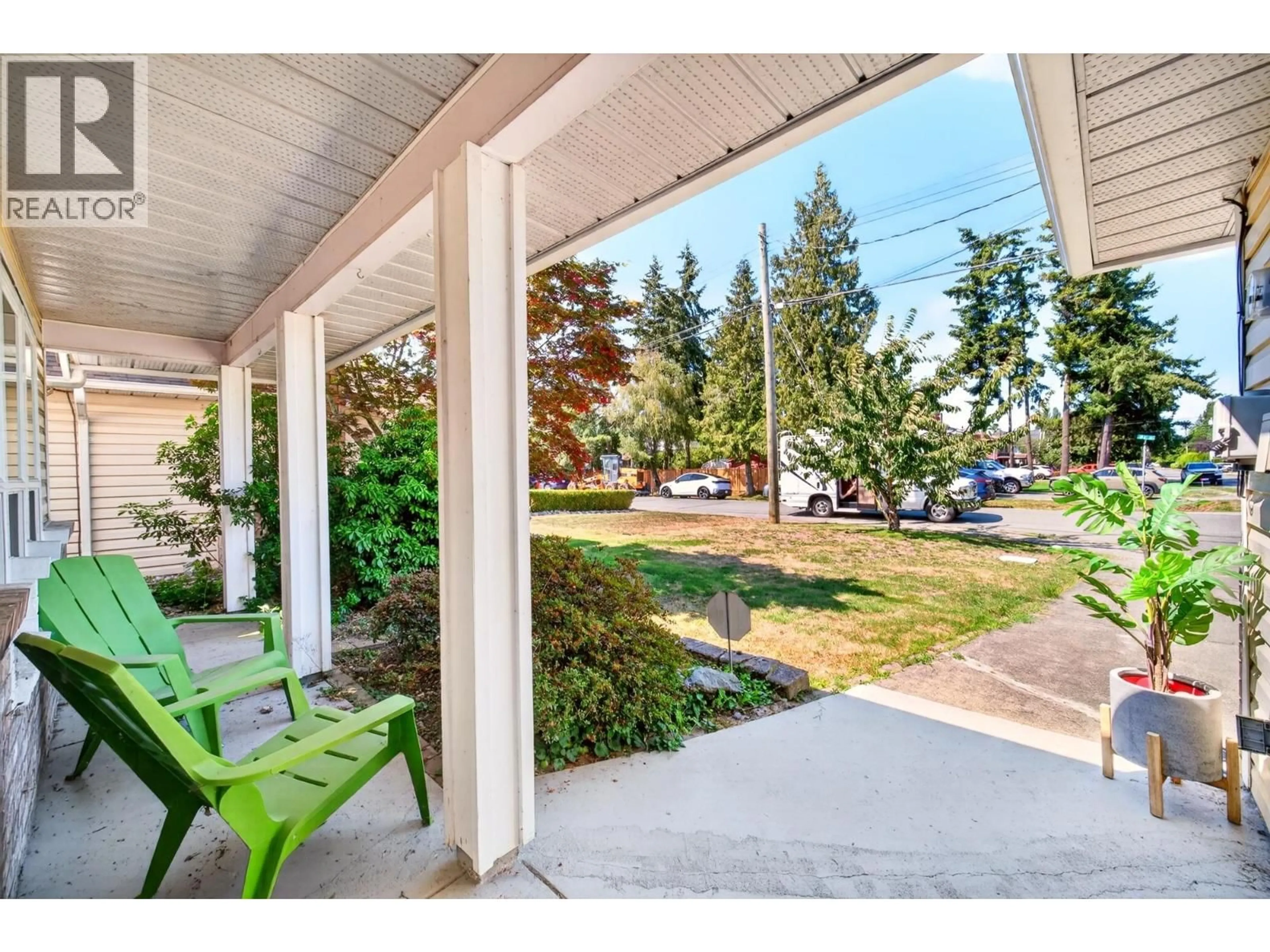 Patio, water/lake/river/ocean view for 5962 49A AVENUE, Delta British Columbia V4K4L9