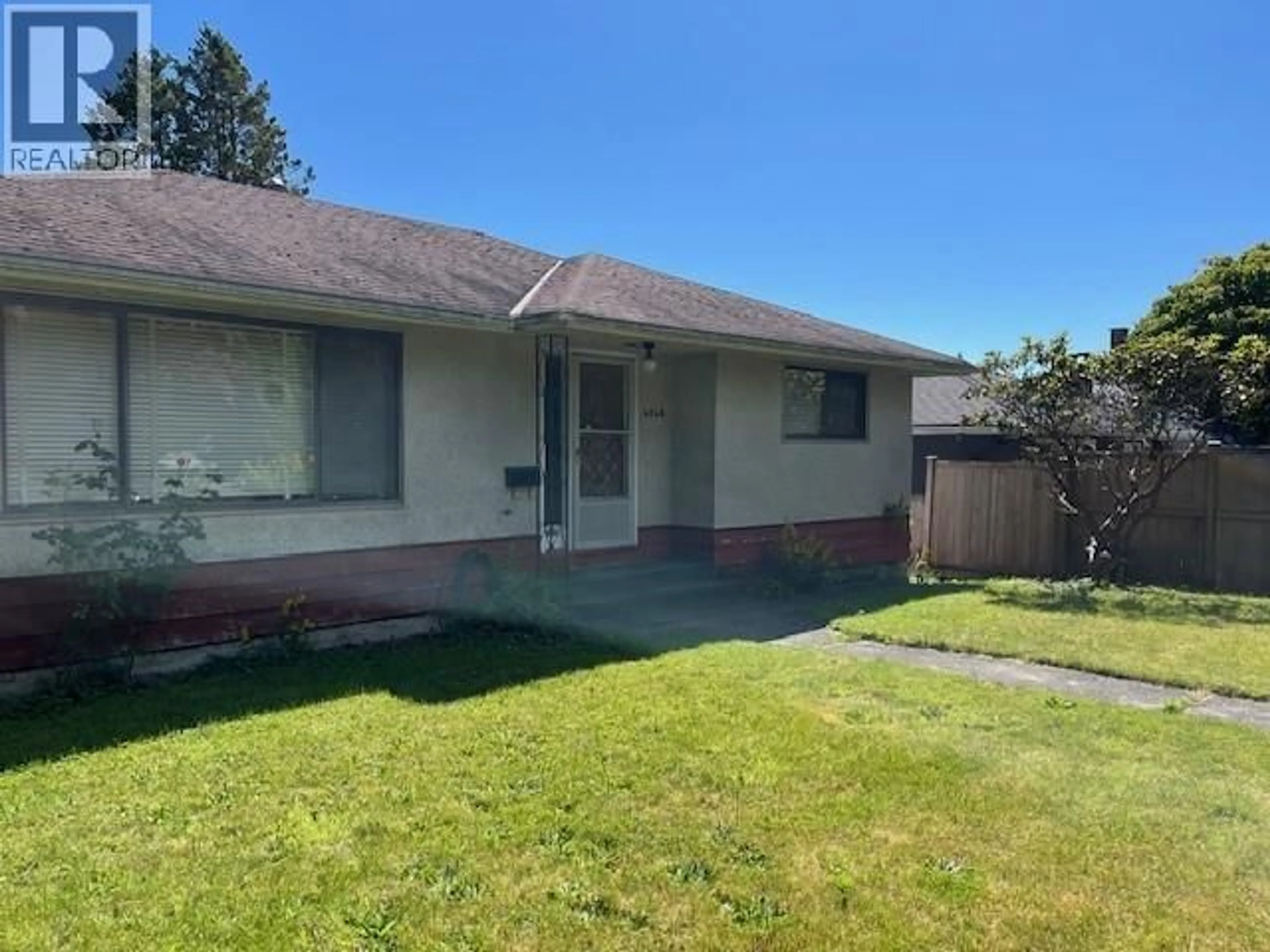 Unknown for 4840 PARKER STREET, Burnaby British Columbia V5C3E3