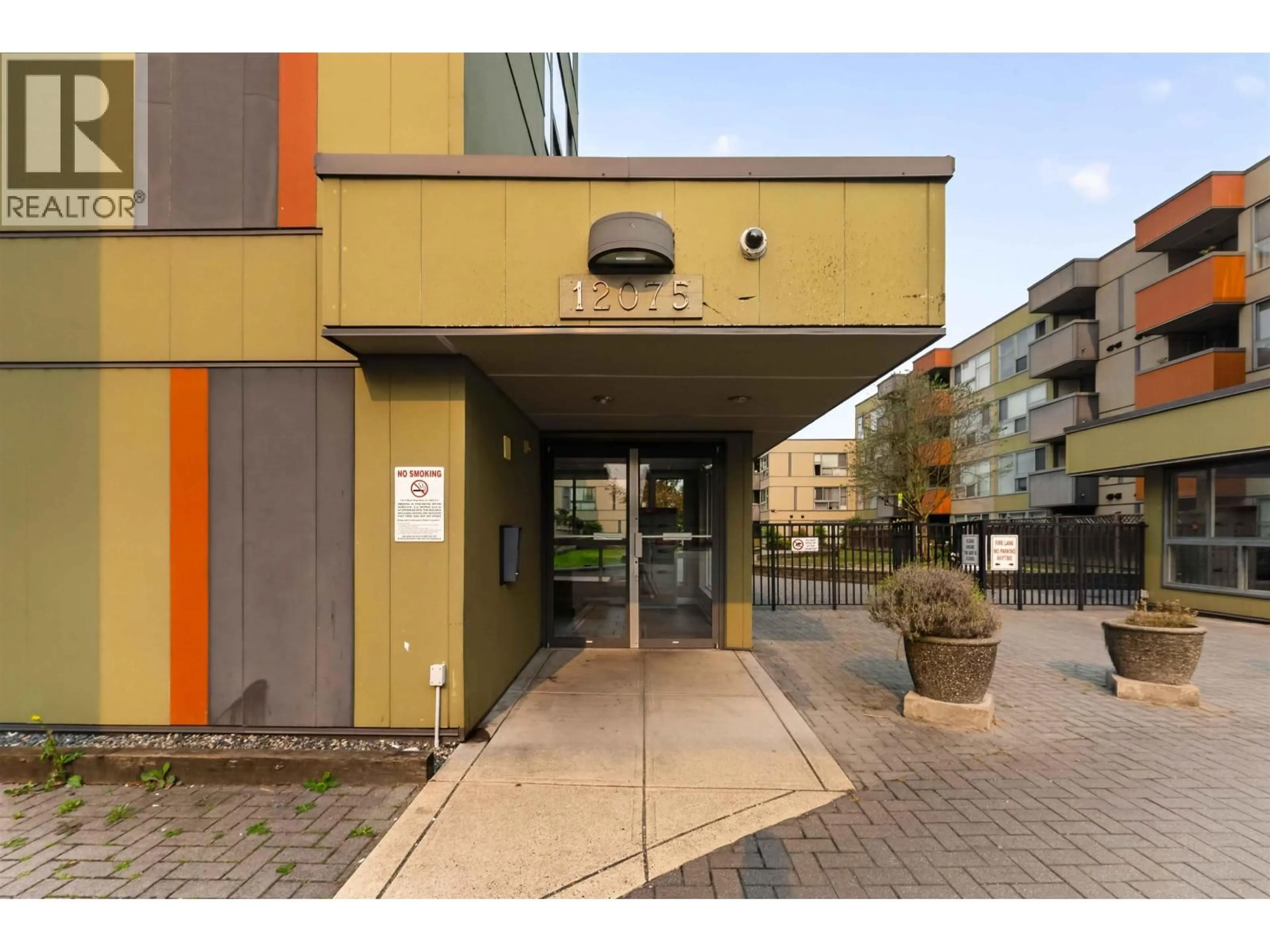 Unknown for 403 - 12075 228 STREET, Maple Ridge British Columbia V2X6M2