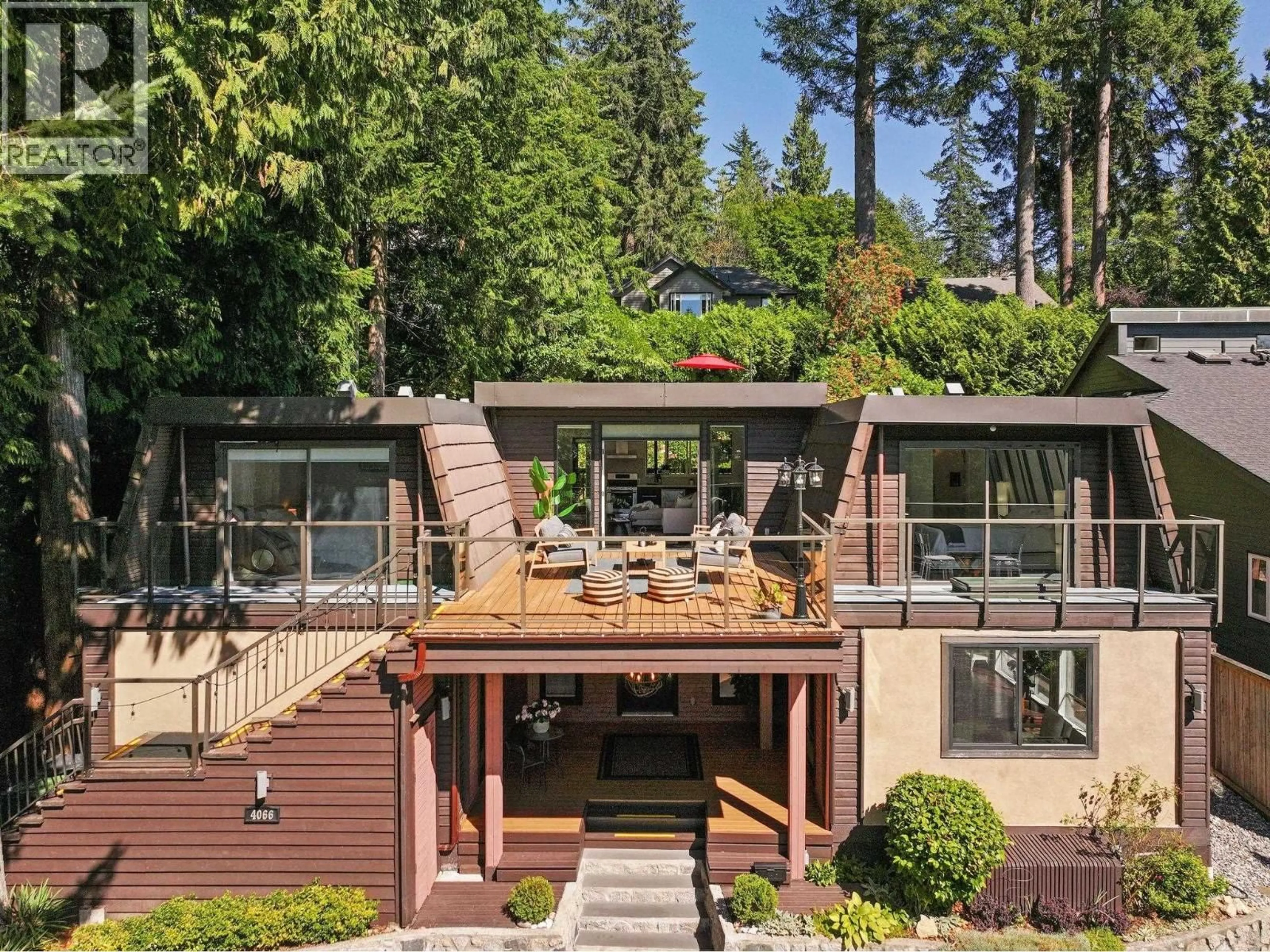 Unknown for 4066 NORWOOD AVENUE, North Vancouver British Columbia V7N3R3