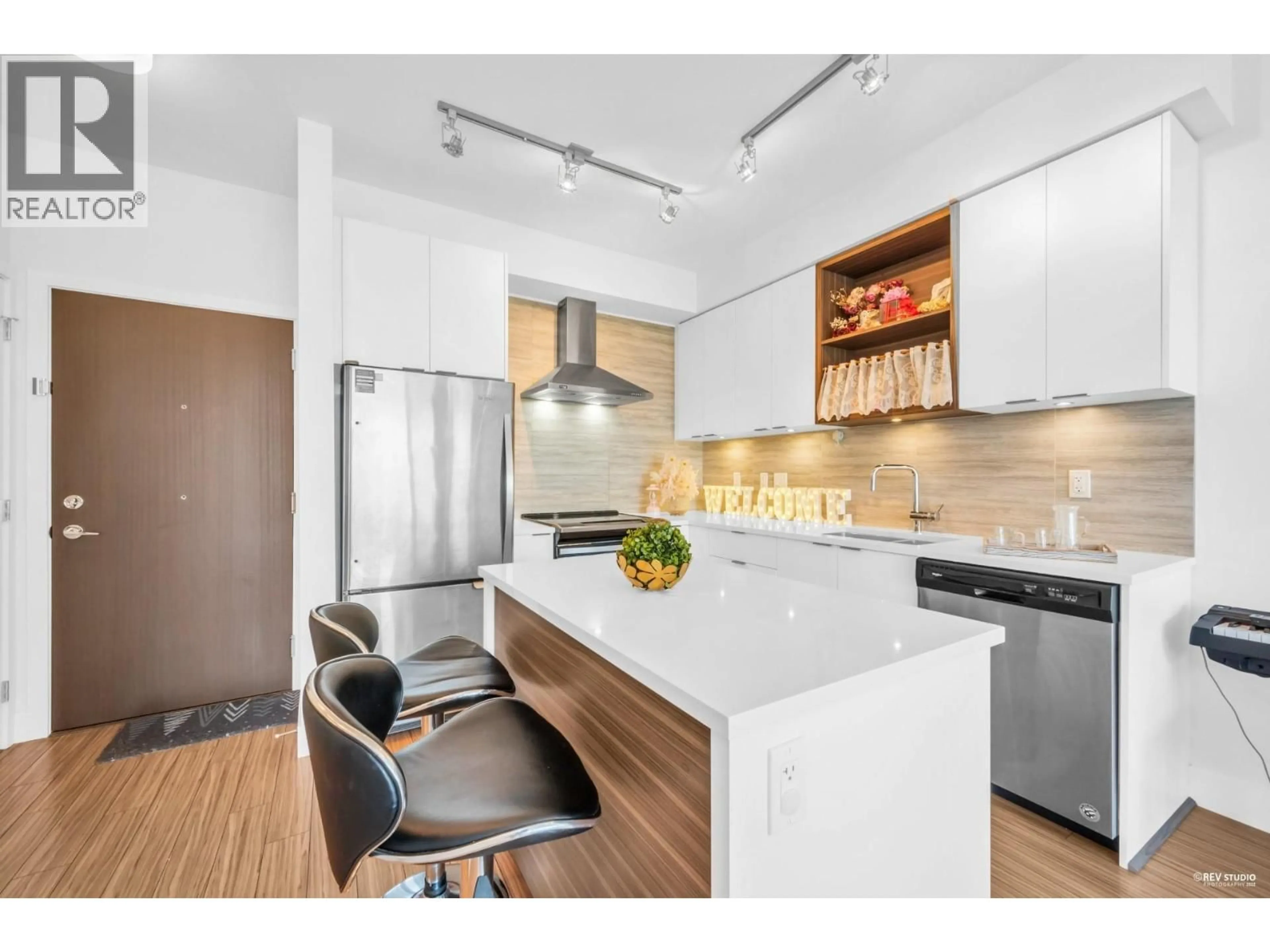 Open concept kitchen, unknown for PH13 - 5355 LANE STREET, Burnaby British Columbia V5H0H1