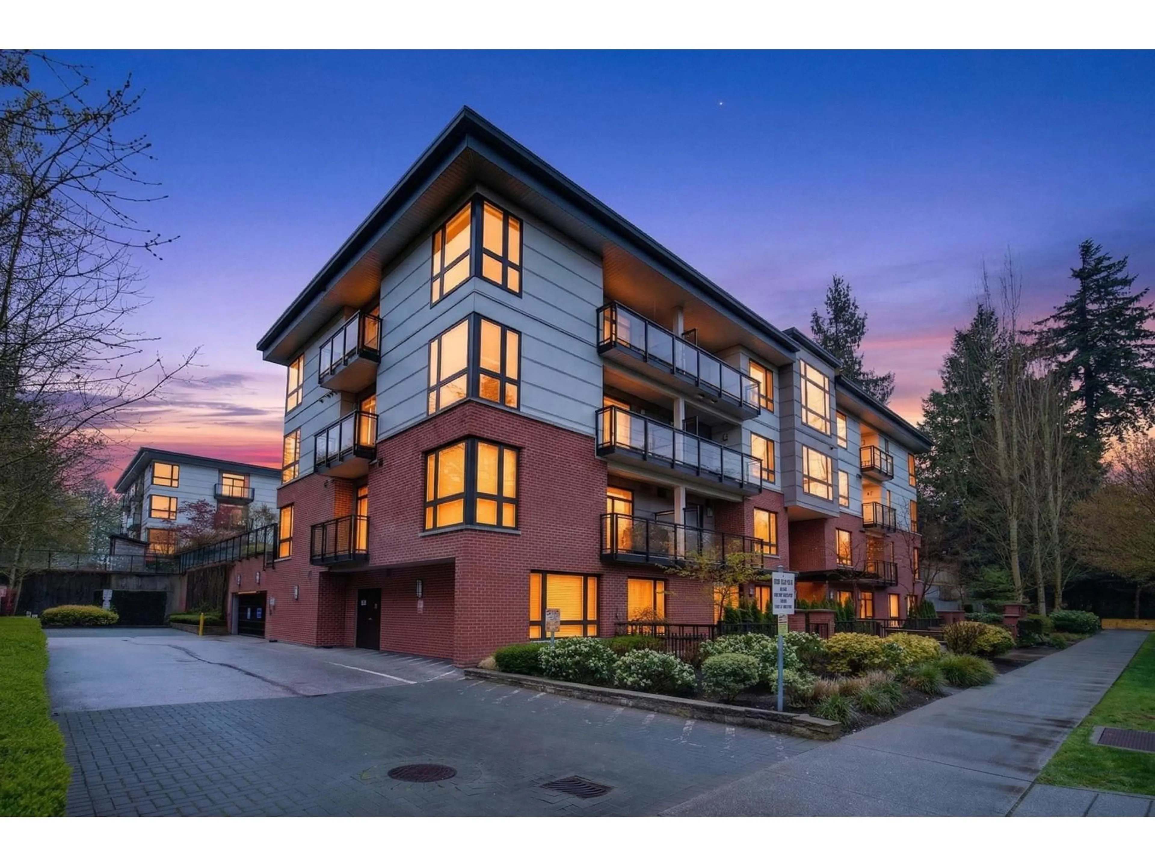 Unknown for 312 - 14358 60 AVENUE, Surrey British Columbia V3X0G3