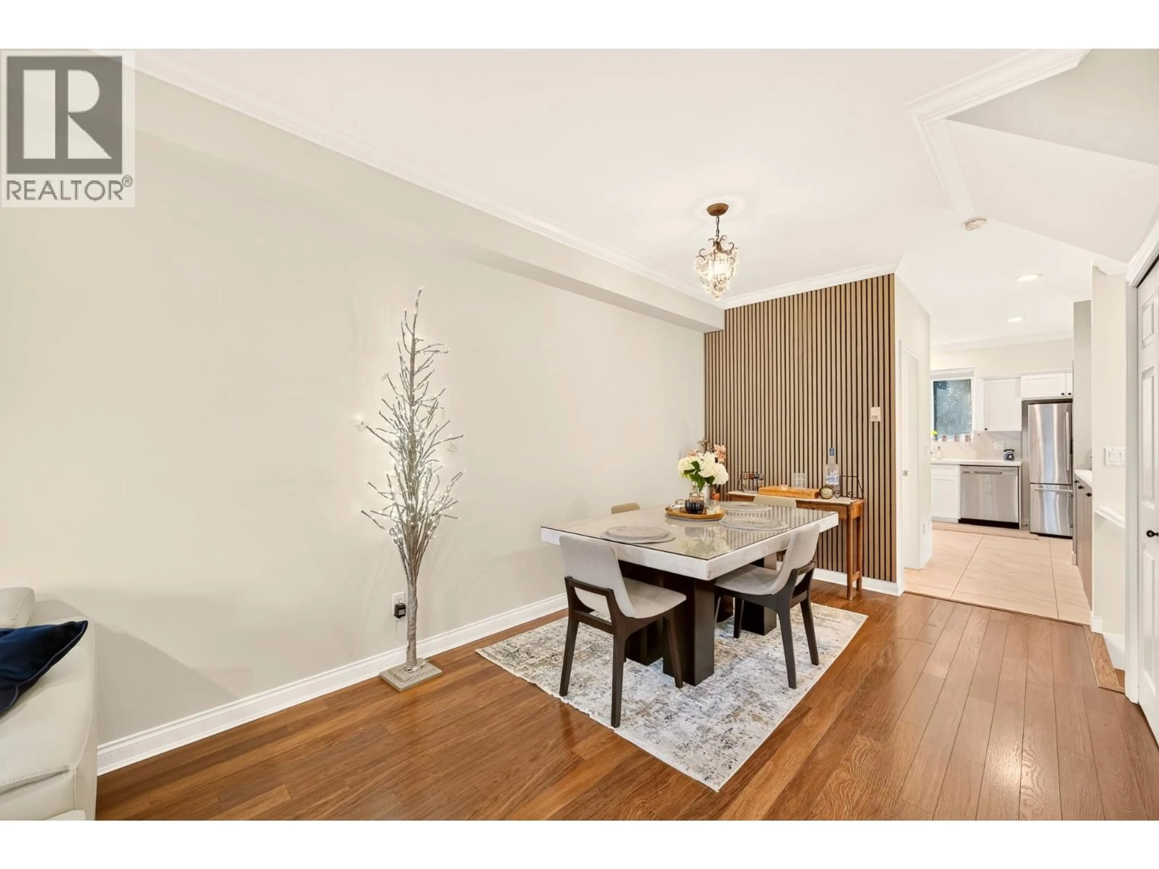Dining room, wood/laminate floor for 92 - 3088 FRANCIS ROAD, Richmond British Columbia V7C5V9