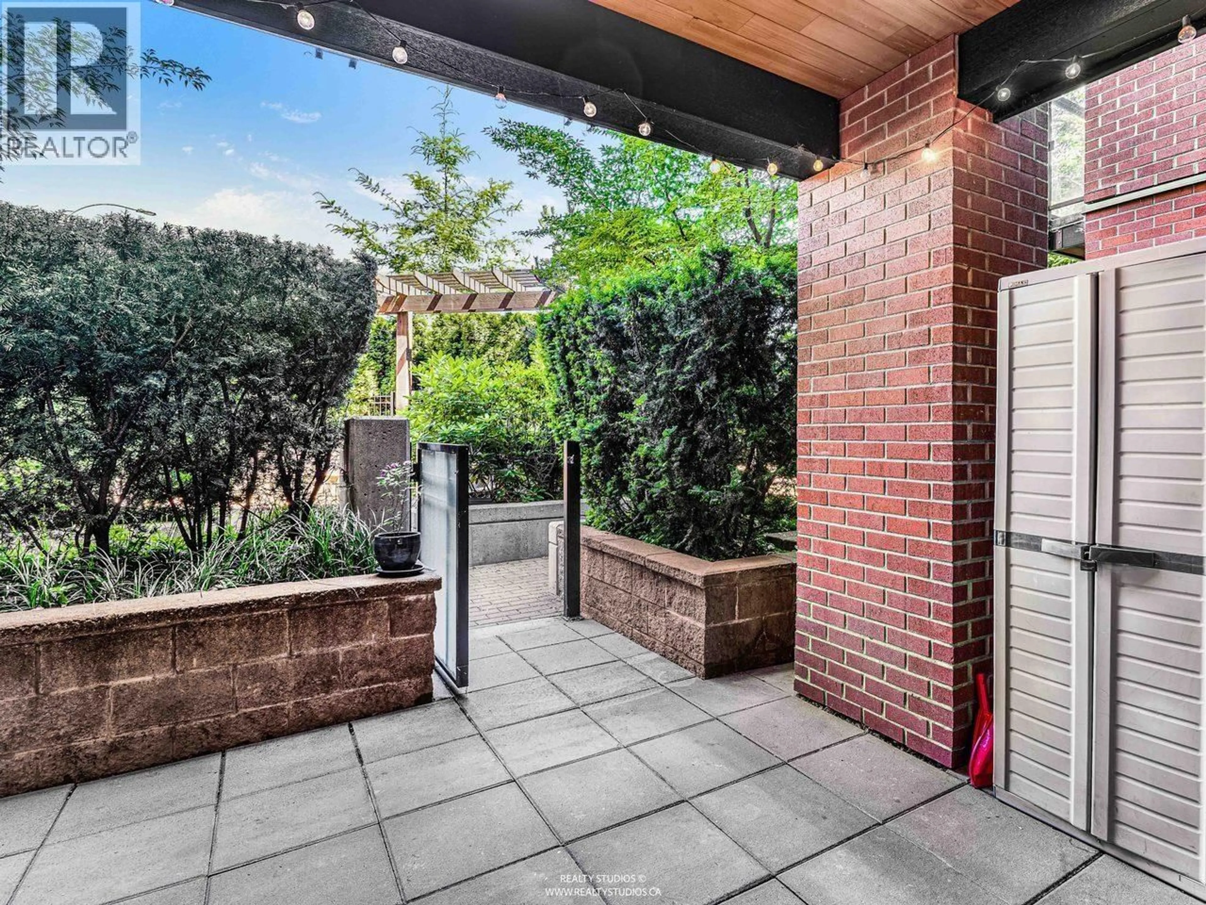 Unknown for 117 - 723 3RD STREET, North Vancouver British Columbia V7M0E4