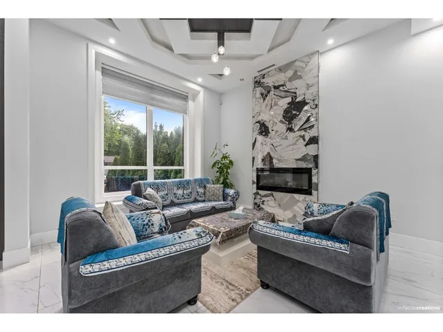 18339 63 AVENUE, Surrey 5