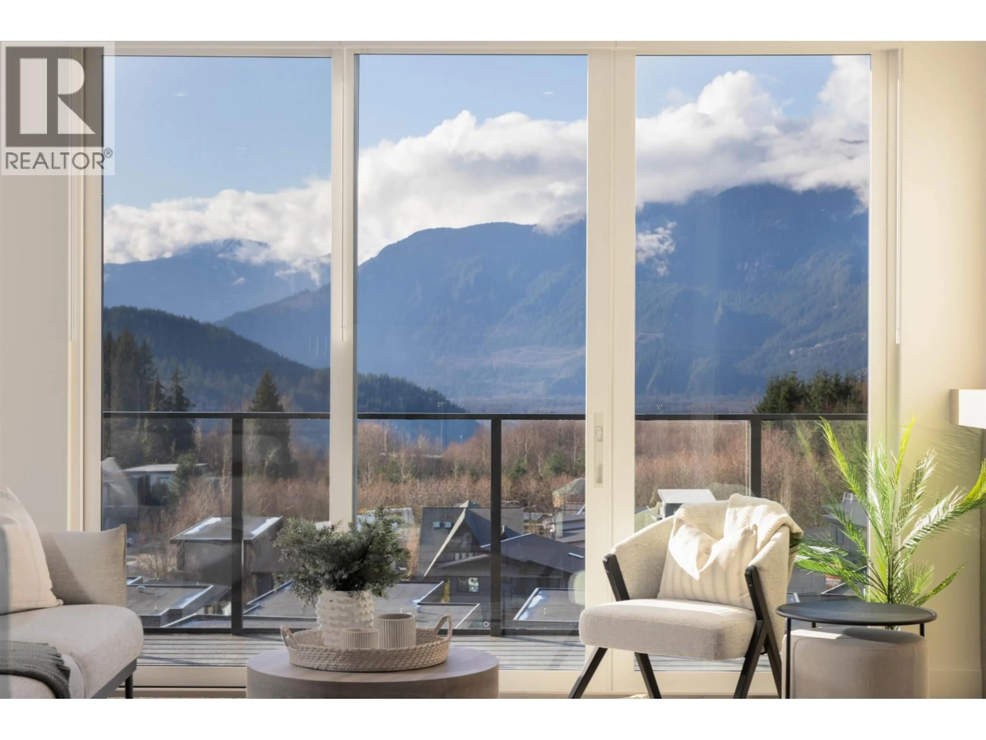 Unknown for 307 - 3405 MAMQUAM ROAD, Squamish British Columbia V8B1E4