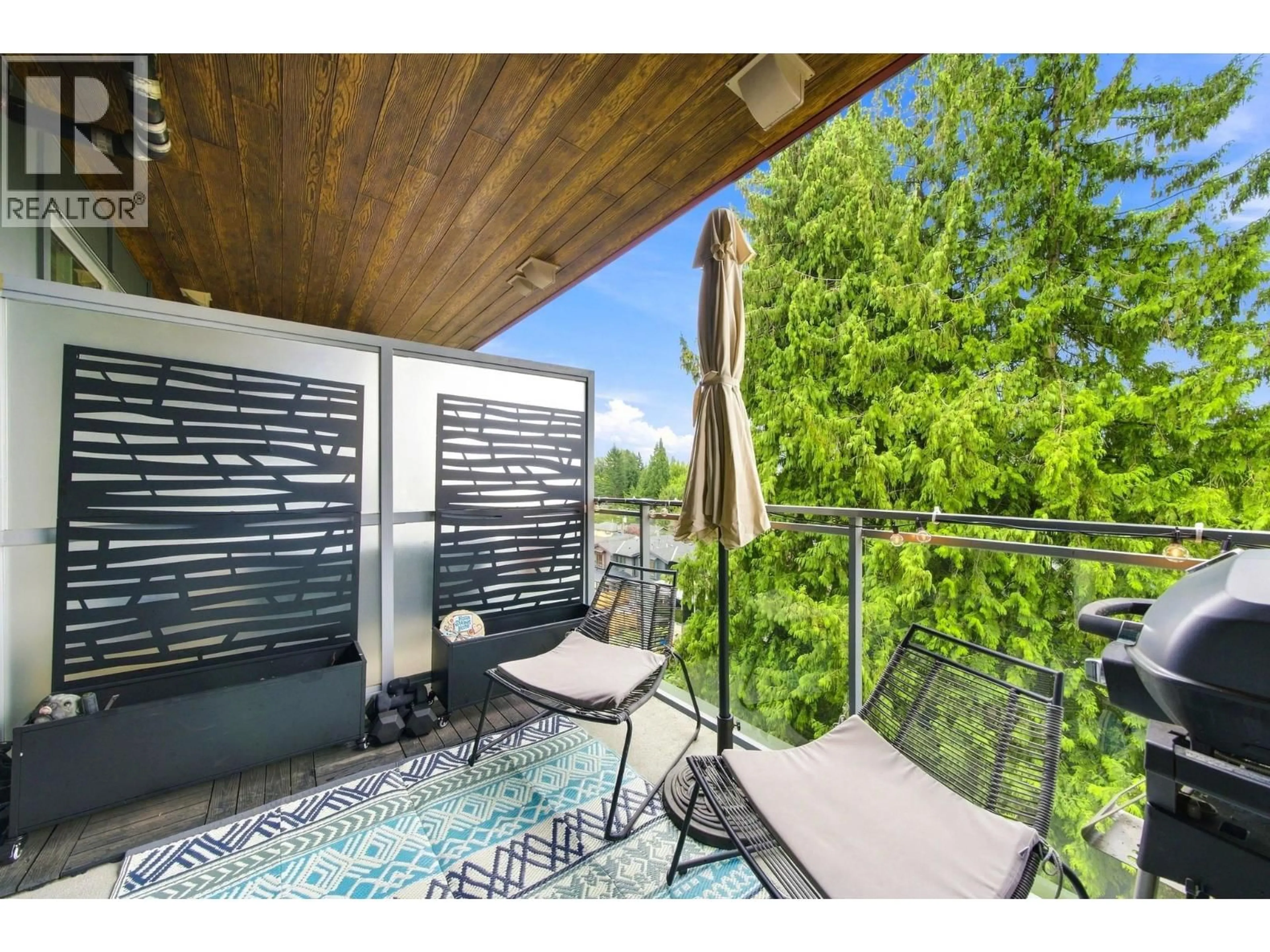 Patio, water/lake/river/ocean view for 401 - 1327 DRAYCOTT ROAD, North Vancouver British Columbia V7J1W1